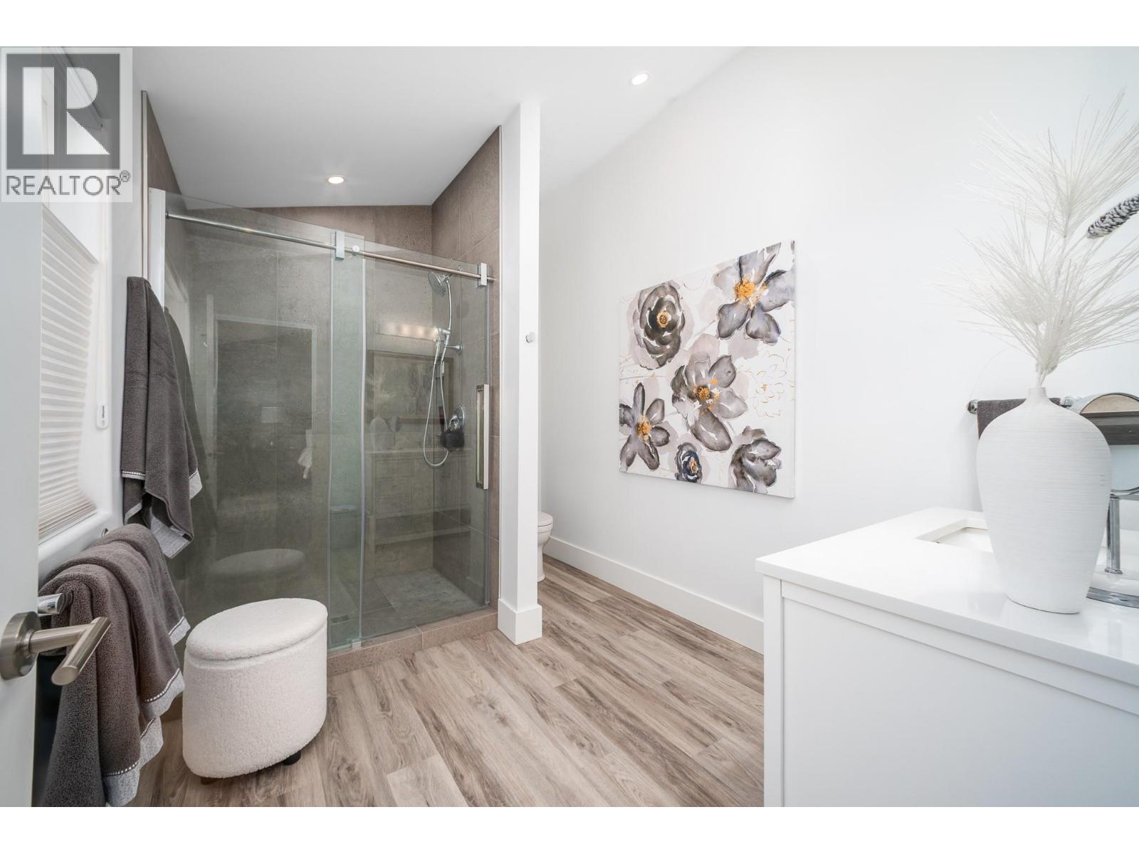 6720 Langley Court, Kelowna, British Columbia  V1P 1A4 - Photo 65 - 10391213