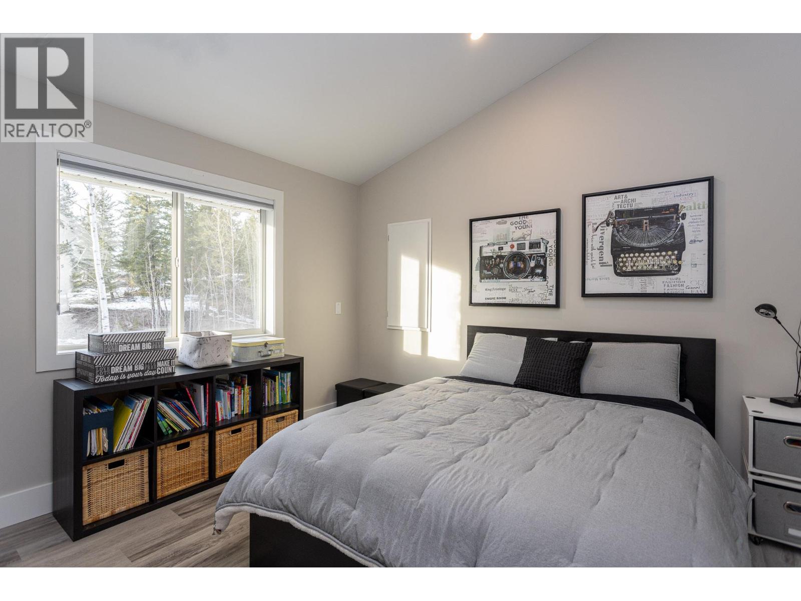 6720 Langley Court, Kelowna, British Columbia  V1P 1A4 - Photo 68 - 10391213