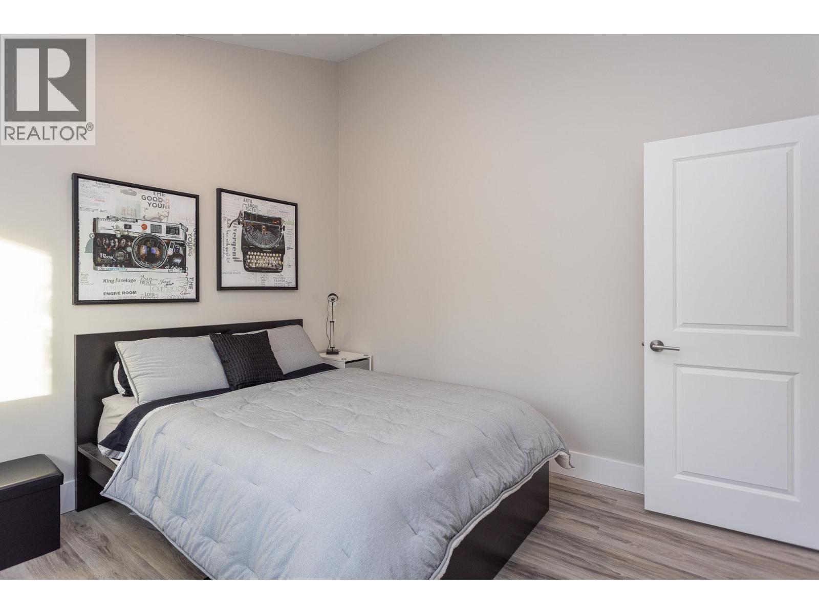 6720 Langley Court, Kelowna, British Columbia  V1P 1A4 - Photo 69 - 10391213