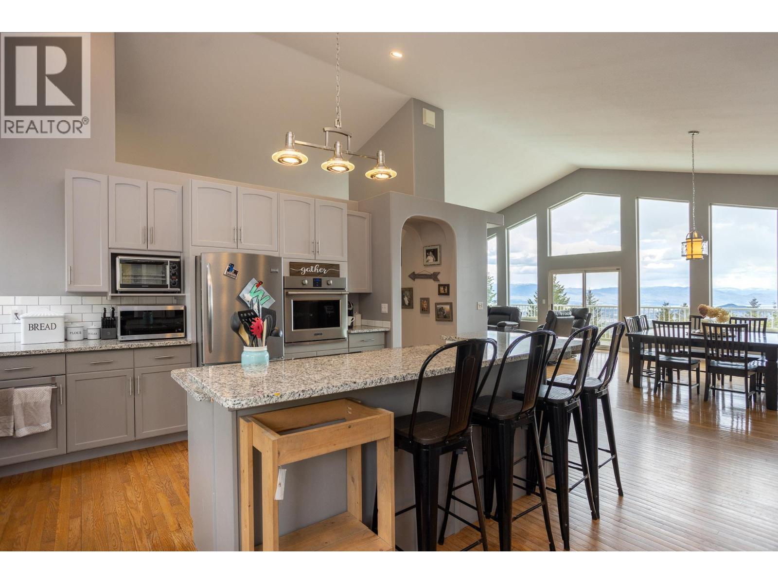 6720 Langley Court, Kelowna, British Columbia  V1P 1A4 - Photo 7 - 10391213