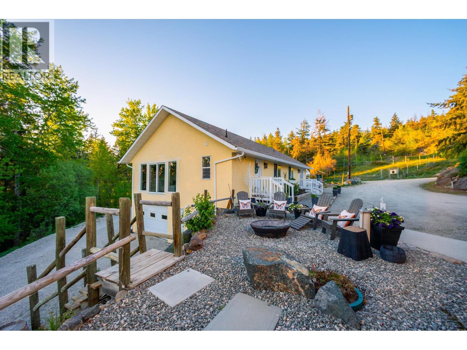 6720 Langley Court, Kelowna, British Columbia  V1P 1A4 - Photo 72 - 10391213