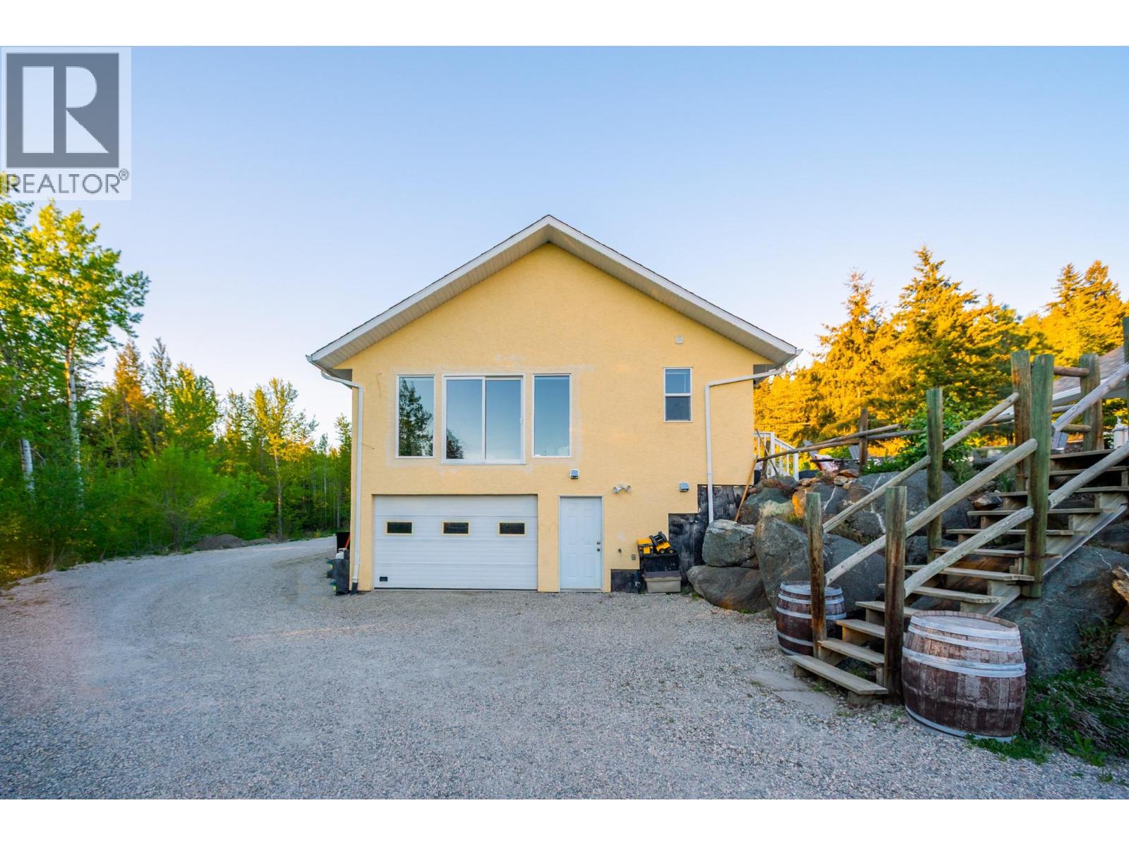 6720 Langley Court, Kelowna, British Columbia  V1P 1A4 - Photo 73 - 10391213