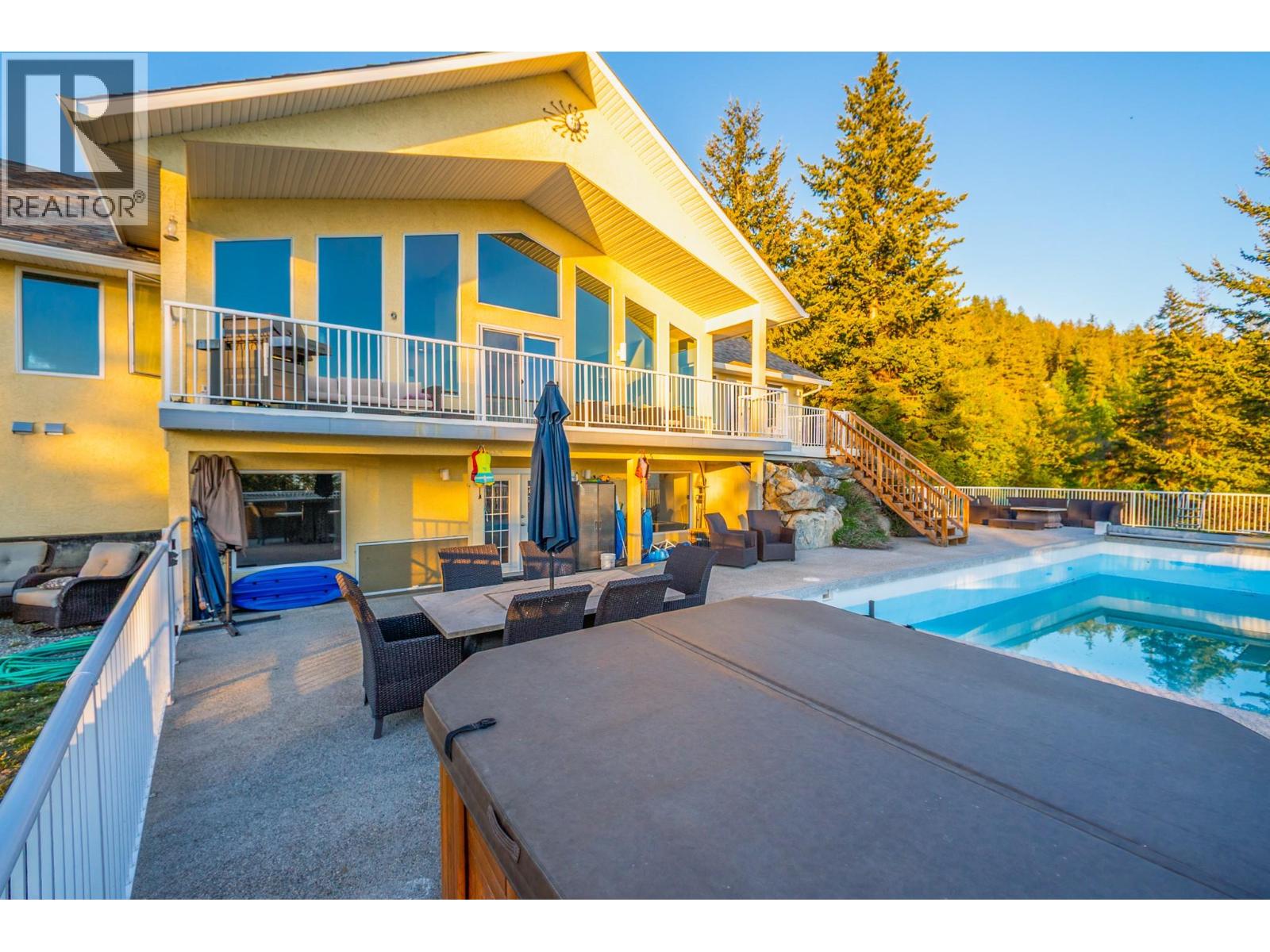 6720 Langley Court, Kelowna, British Columbia  V1P 1A4 - Photo 80 - 10391213
