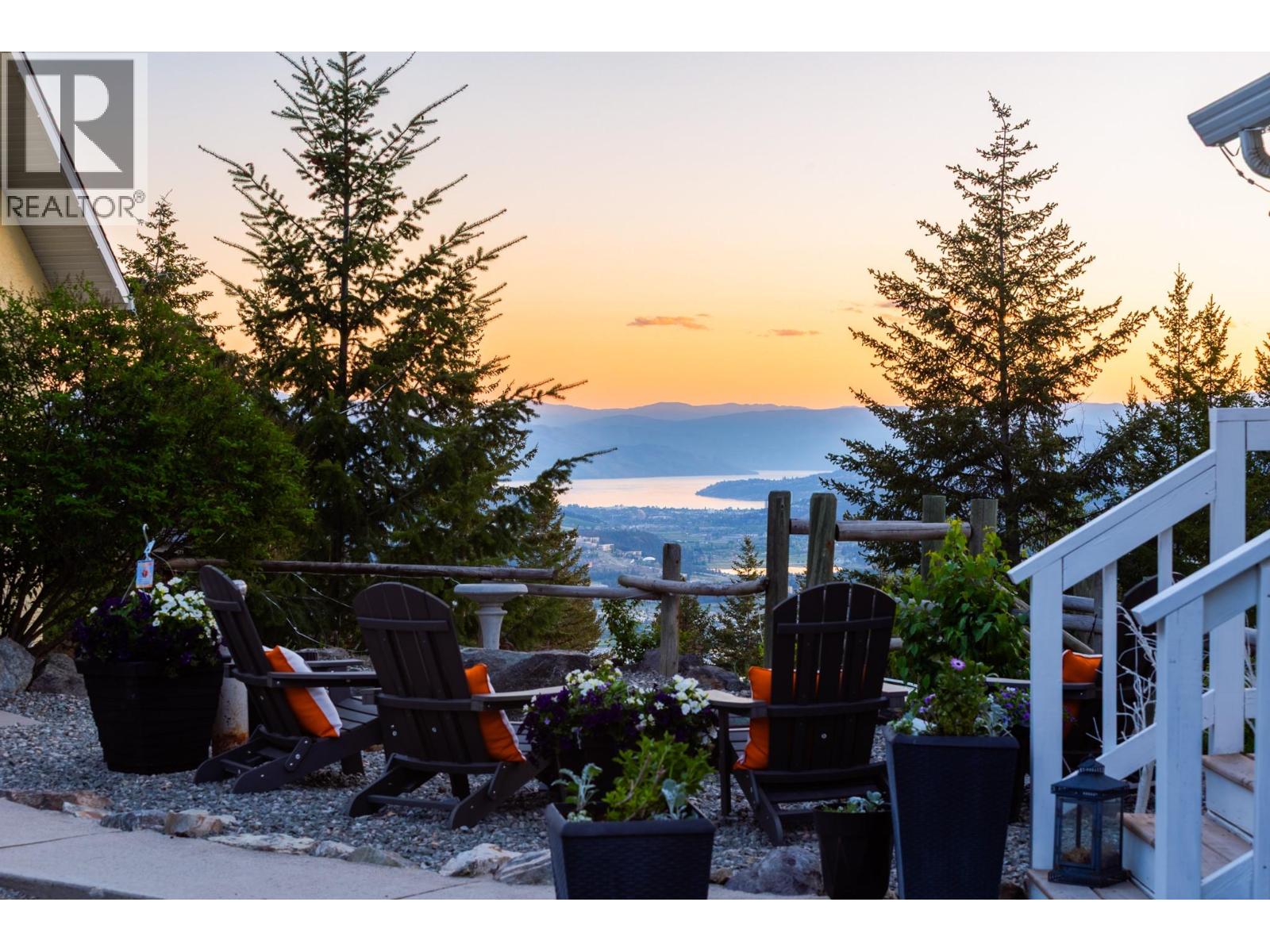 6720 Langley Court, Kelowna, British Columbia  V1P 1A4 - Photo 9 - 10391213