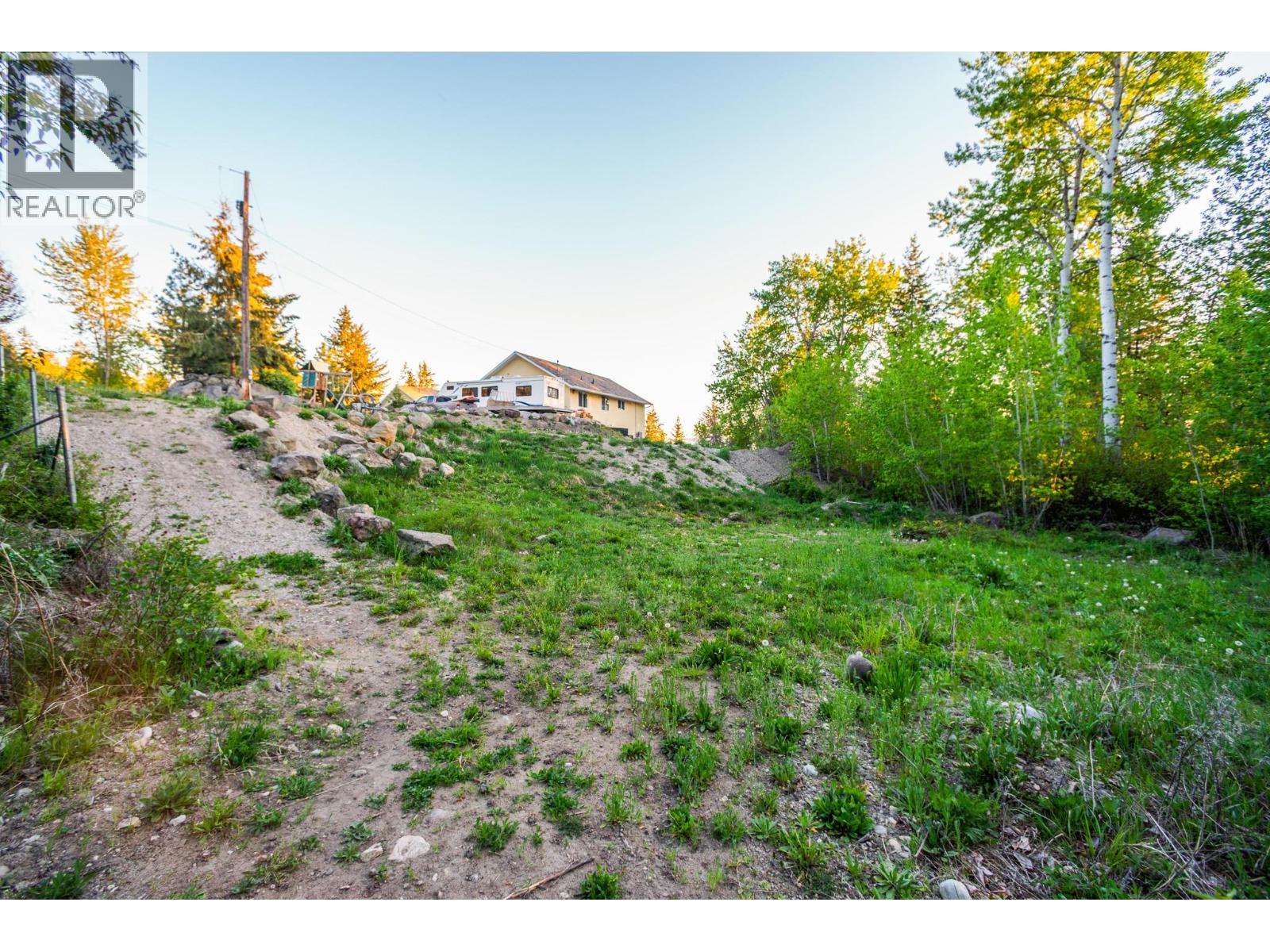 6720 Langley Court, Kelowna, British Columbia  V1P 1A4 - Photo 93 - 10391213