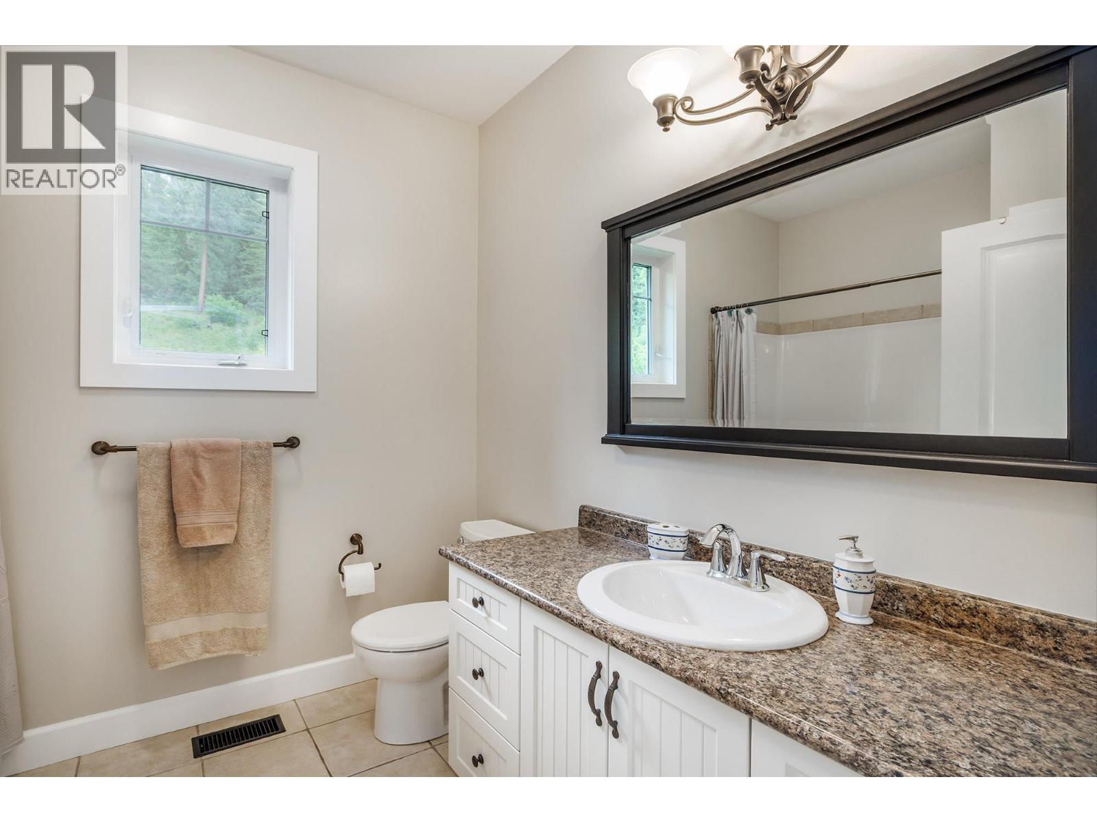 13615 Middle Bench Road, Lake Country, British Columbia  V4V 2B4 - Photo 21 - 10391676