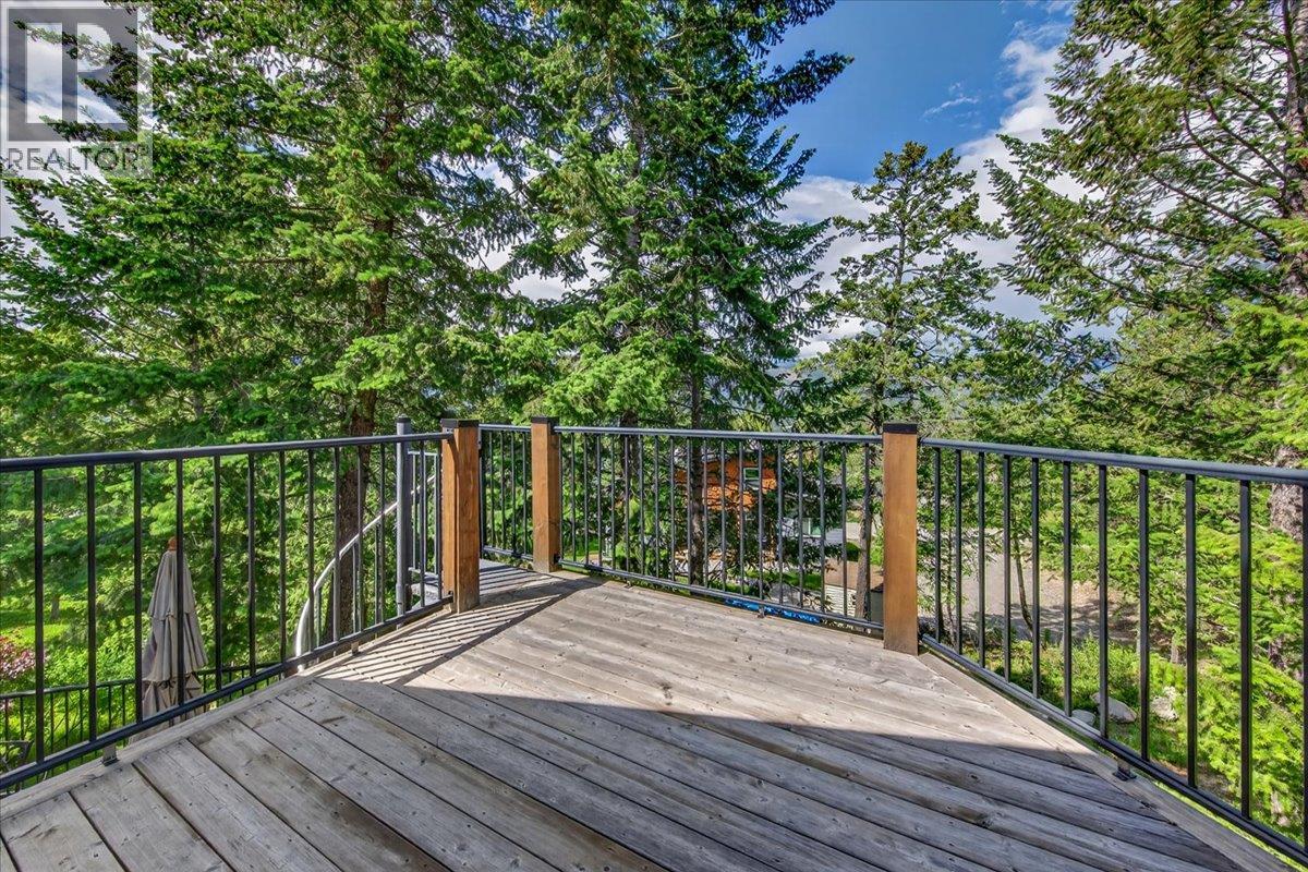 4931 Mountaintop Drive, Fairmont Hot Springs, British Columbia  V0B 1L1 - Photo 18 - 10391727
