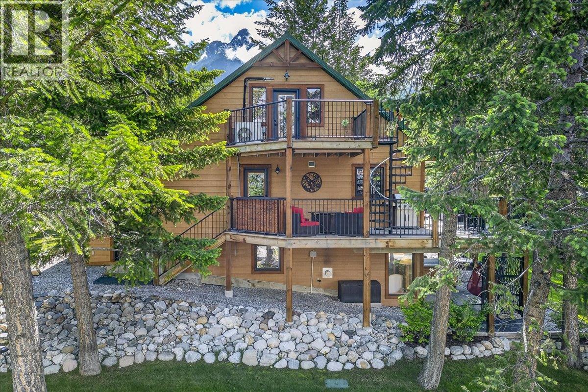 4931 Mountaintop Drive, Fairmont Hot Springs, British Columbia  V0B 1L1 - Photo 46 - 10391727