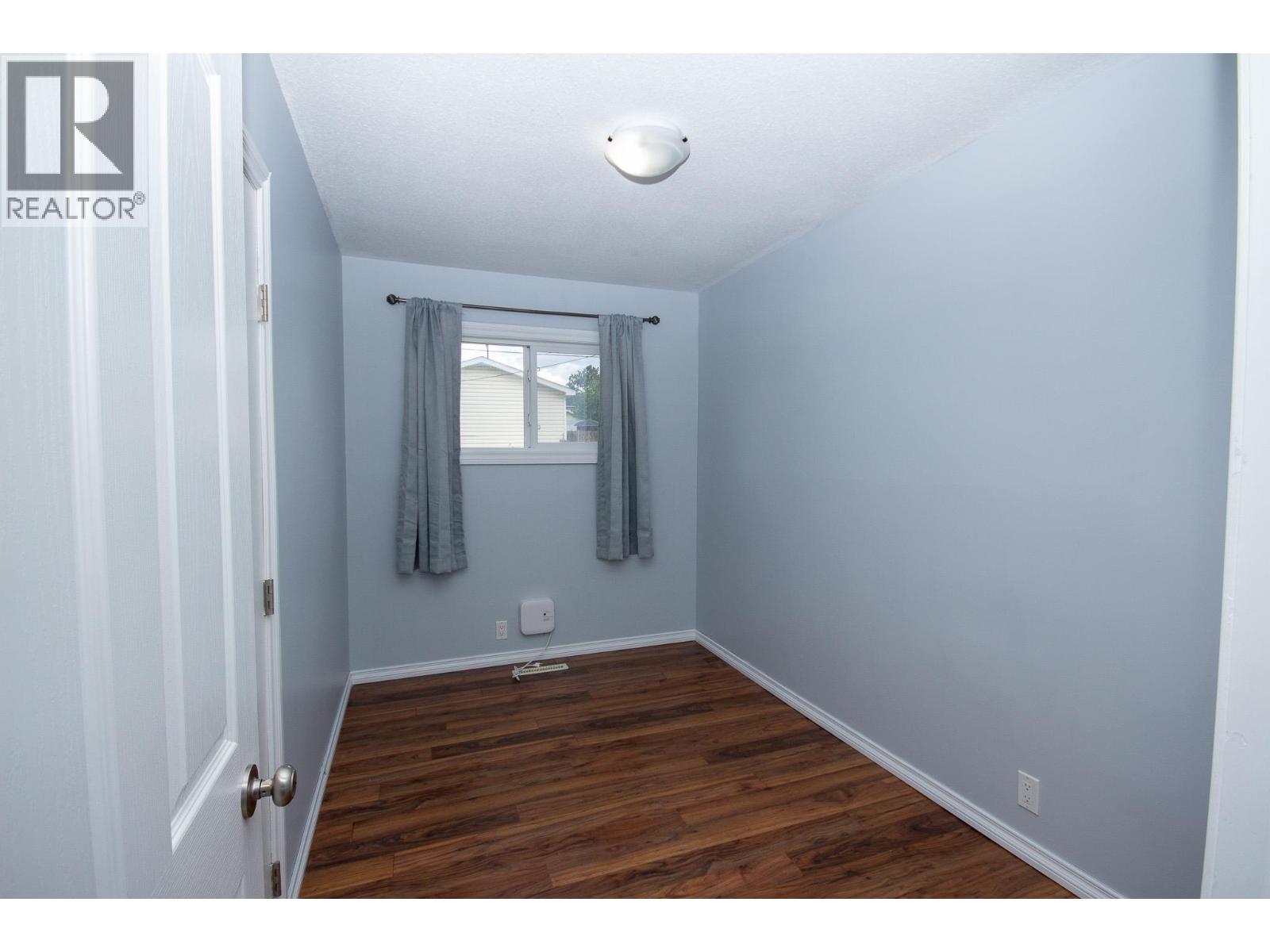 1140 96a Avenue, Dawson Creek, British Columbia  V1G 1M8 - Photo 6 - 10391763