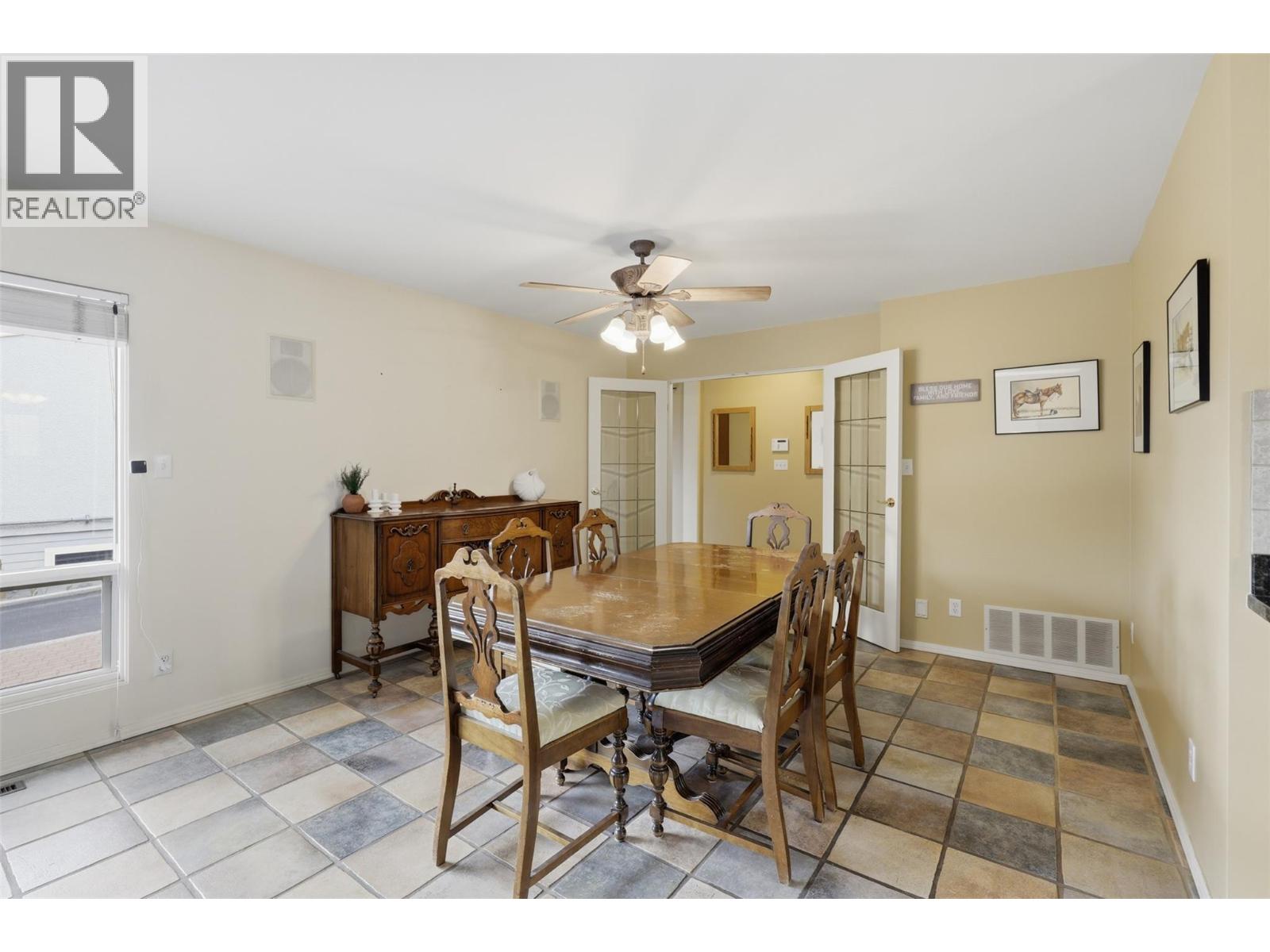 2245 Crescent Drive, Kamloops, British Columbia  V2C 4S7 - Photo 12 - 10389944