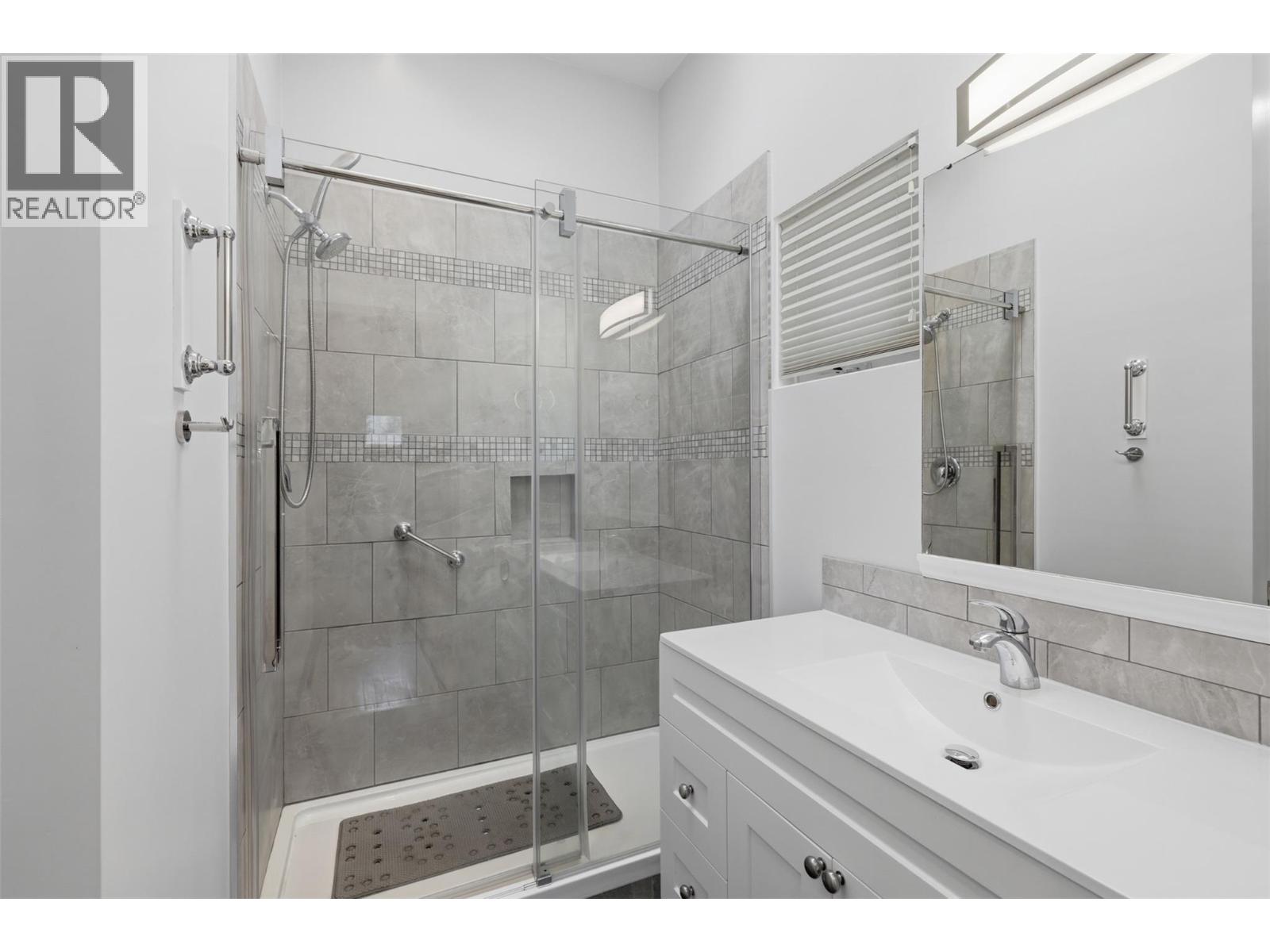 2245 Crescent Drive, Kamloops, British Columbia  V2C 4S7 - Photo 25 - 10389944