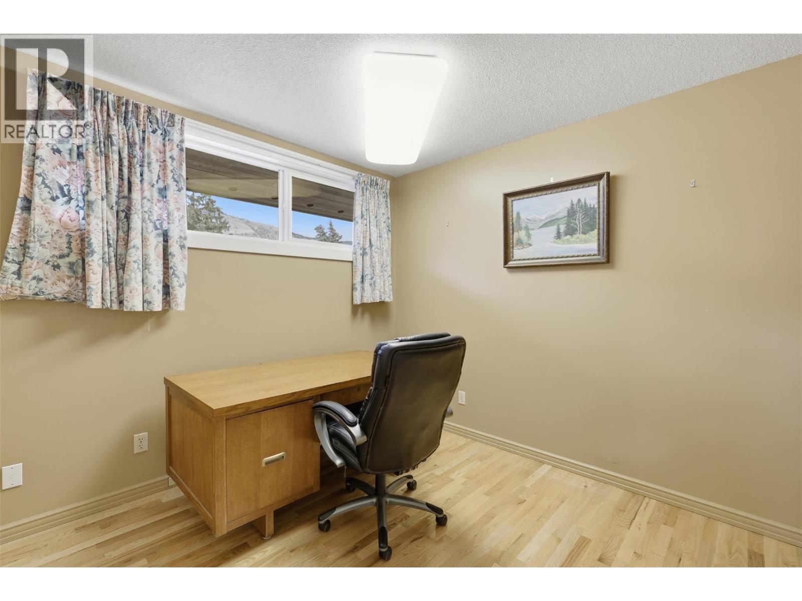 2245 Crescent Drive, Kamloops, British Columbia  V2C 4S7 - Photo 35 - 10389944