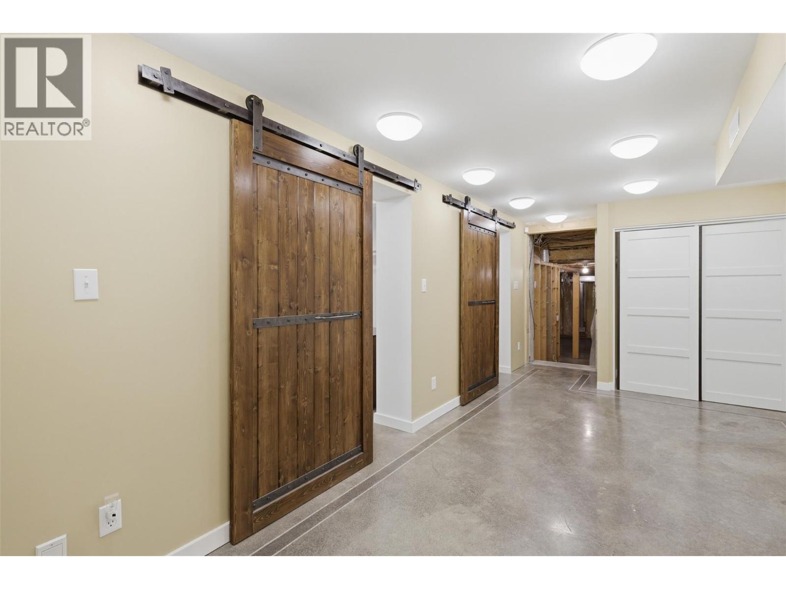 2245 Crescent Drive, Kamloops, British Columbia  V2C 4S7 - Photo 48 - 10389944