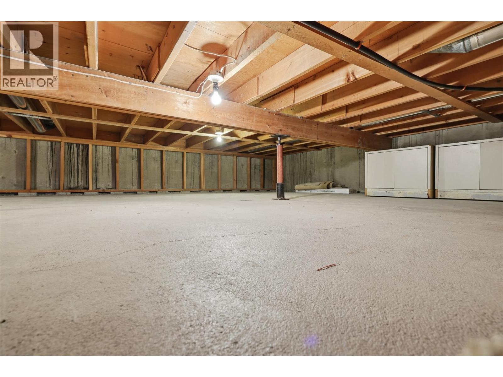 2245 Crescent Drive, Kamloops, British Columbia  V2C 4S7 - Photo 60 - 10389944