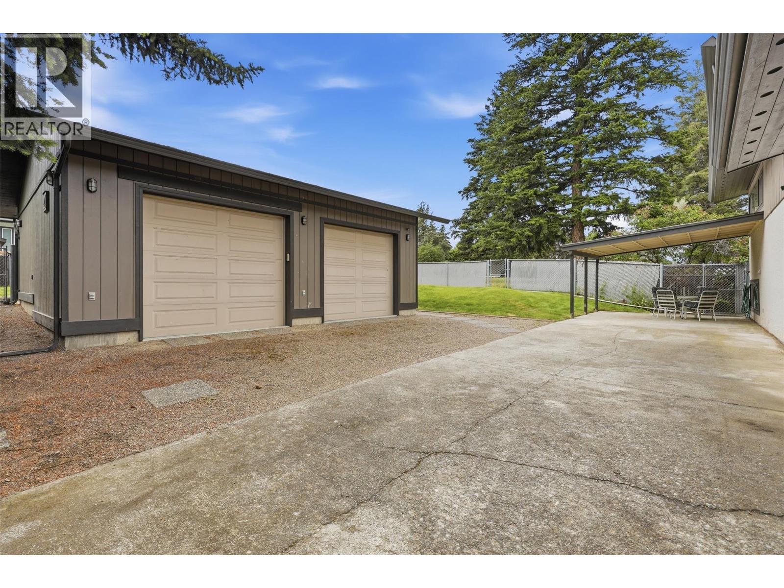 2245 Crescent Drive, Kamloops, British Columbia  V2C 4S7 - Photo 61 - 10389944