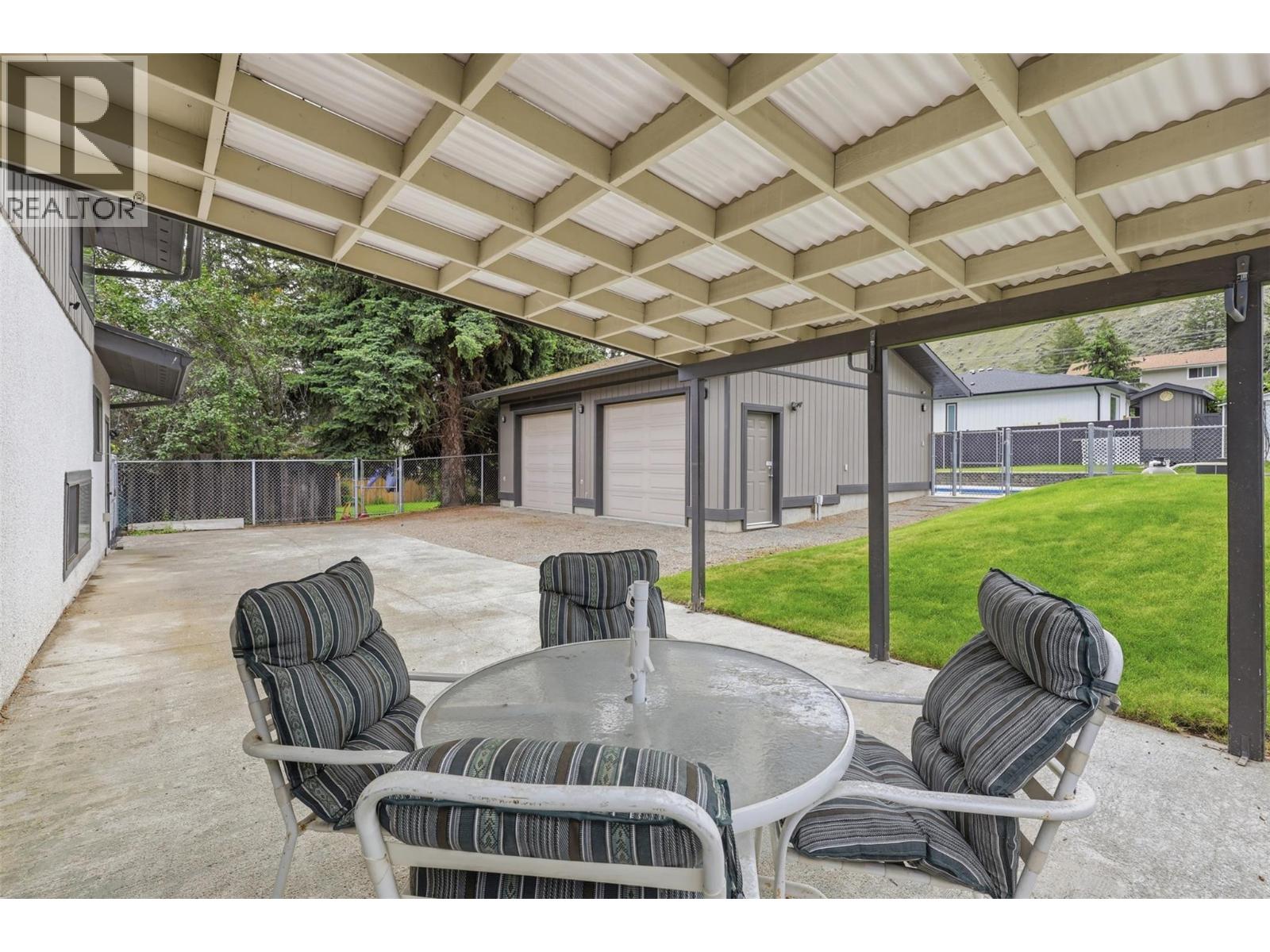 2245 Crescent Drive, Kamloops, British Columbia  V2C 4S7 - Photo 67 - 10389944