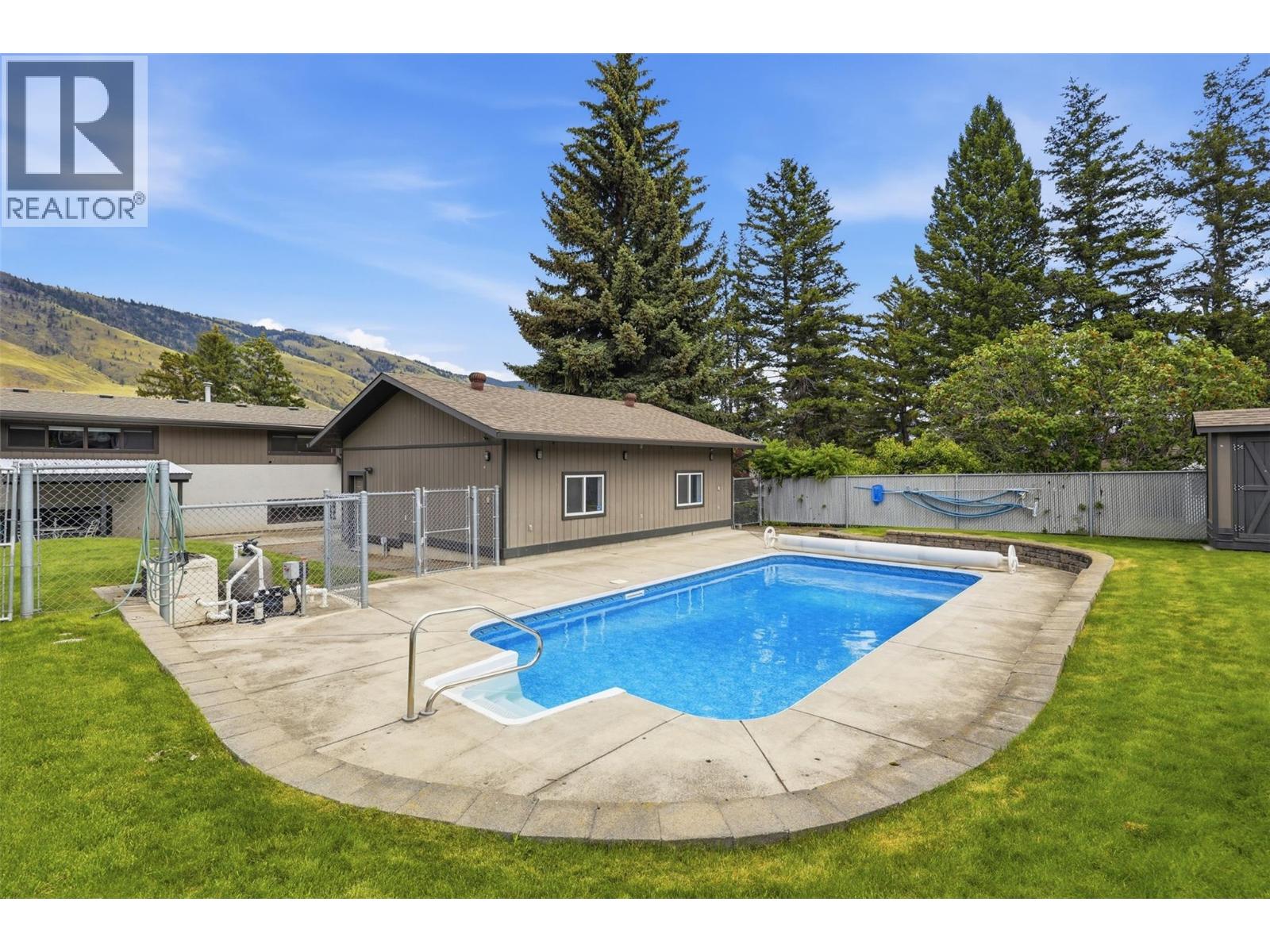 2245 Crescent Drive, Kamloops, British Columbia  V2C 4S7 - Photo 73 - 10389944