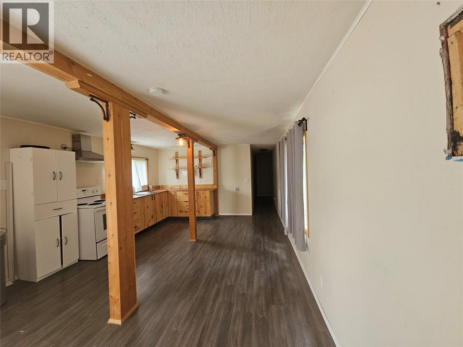 217 Zacks Road Unit# 16, Nakusp, British Columbia  V0G 1R1 - Photo 7 - 10391662
