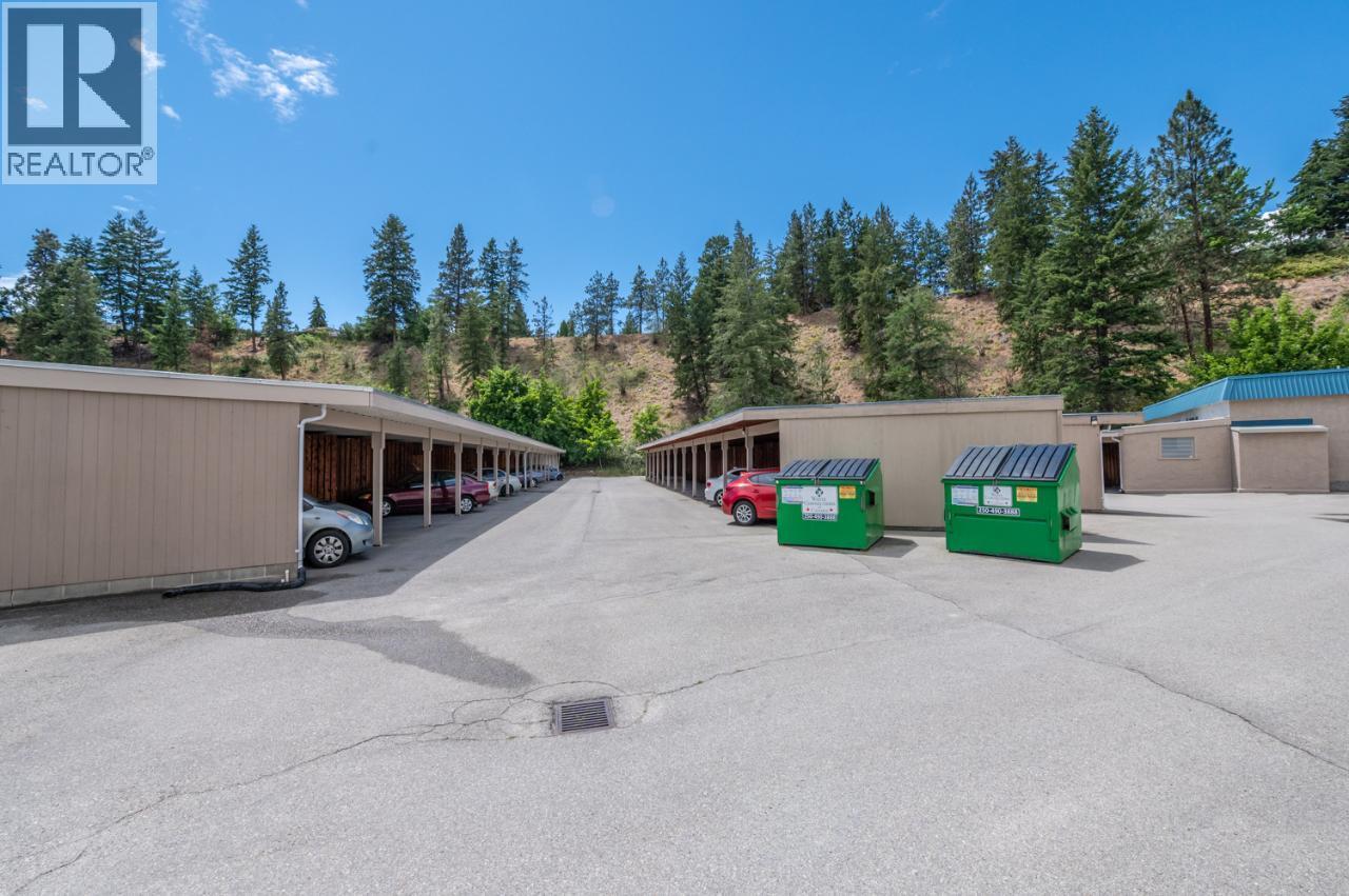 1410 Penticton Avenue Unit# 111, Penticton, British Columbia  V2A 2N5 - Photo 2 - 10391341