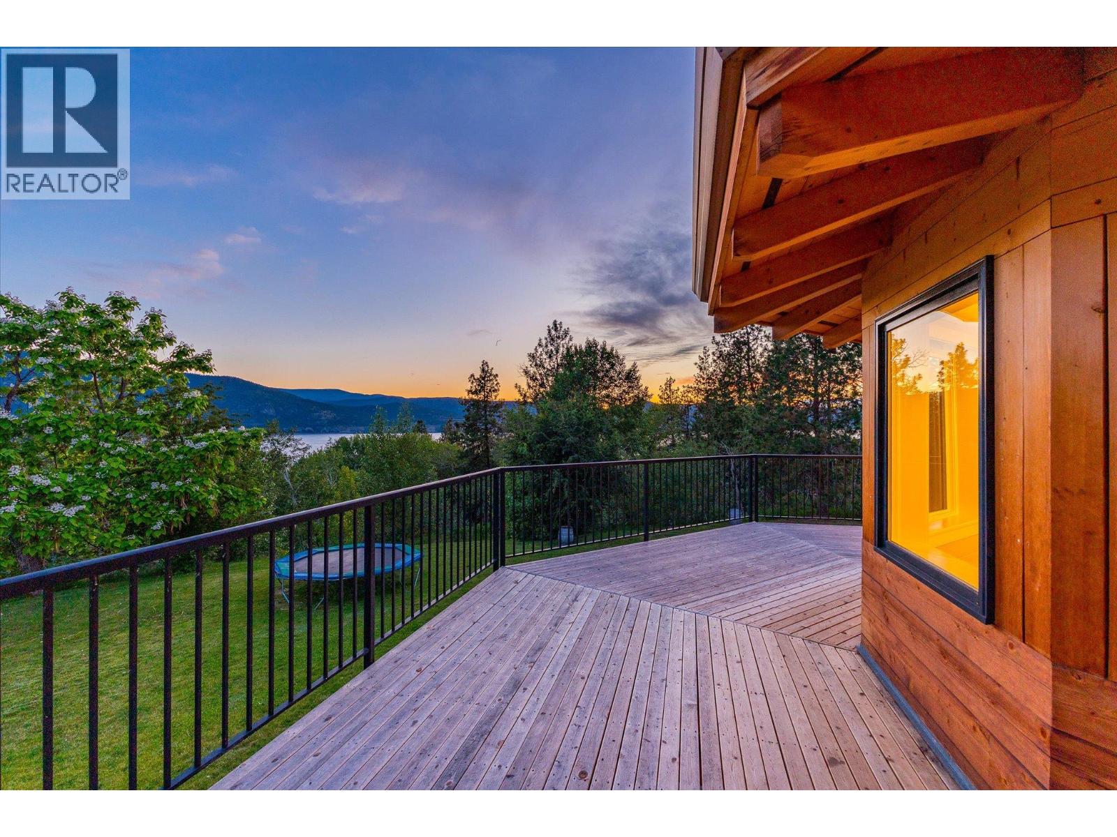 1055 Pearson Road, Penticton, British Columbia  V2A 8T9 - Photo 13 - 10390881
