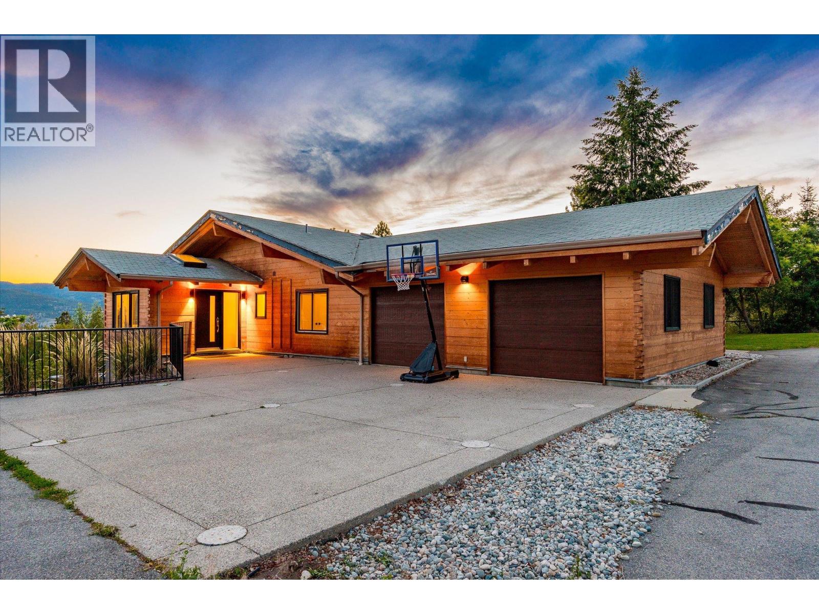 1055 Pearson Road, Penticton, British Columbia  V2A 8T9 - Photo 14 - 10390881