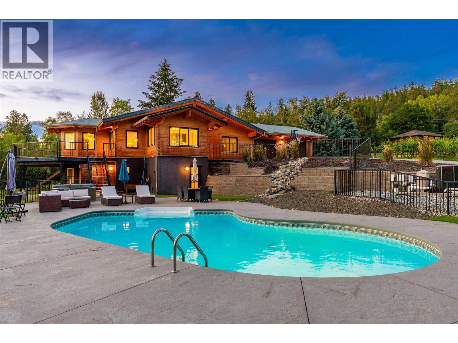 1055 Pearson Road, Penticton, British Columbia  V2A 8T9 - Photo 3 - 10390881