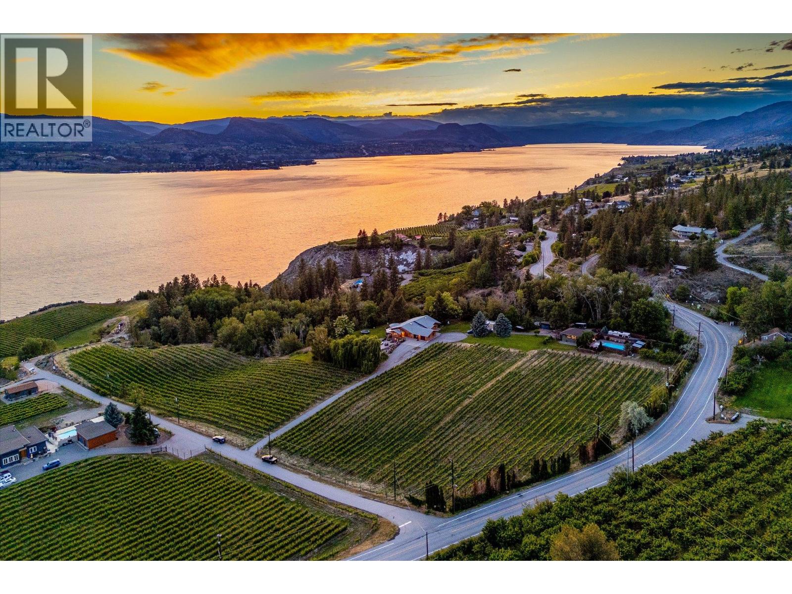 1055 Pearson Road, Penticton, British Columbia  V2A 8T9 - Photo 8 - 10390881