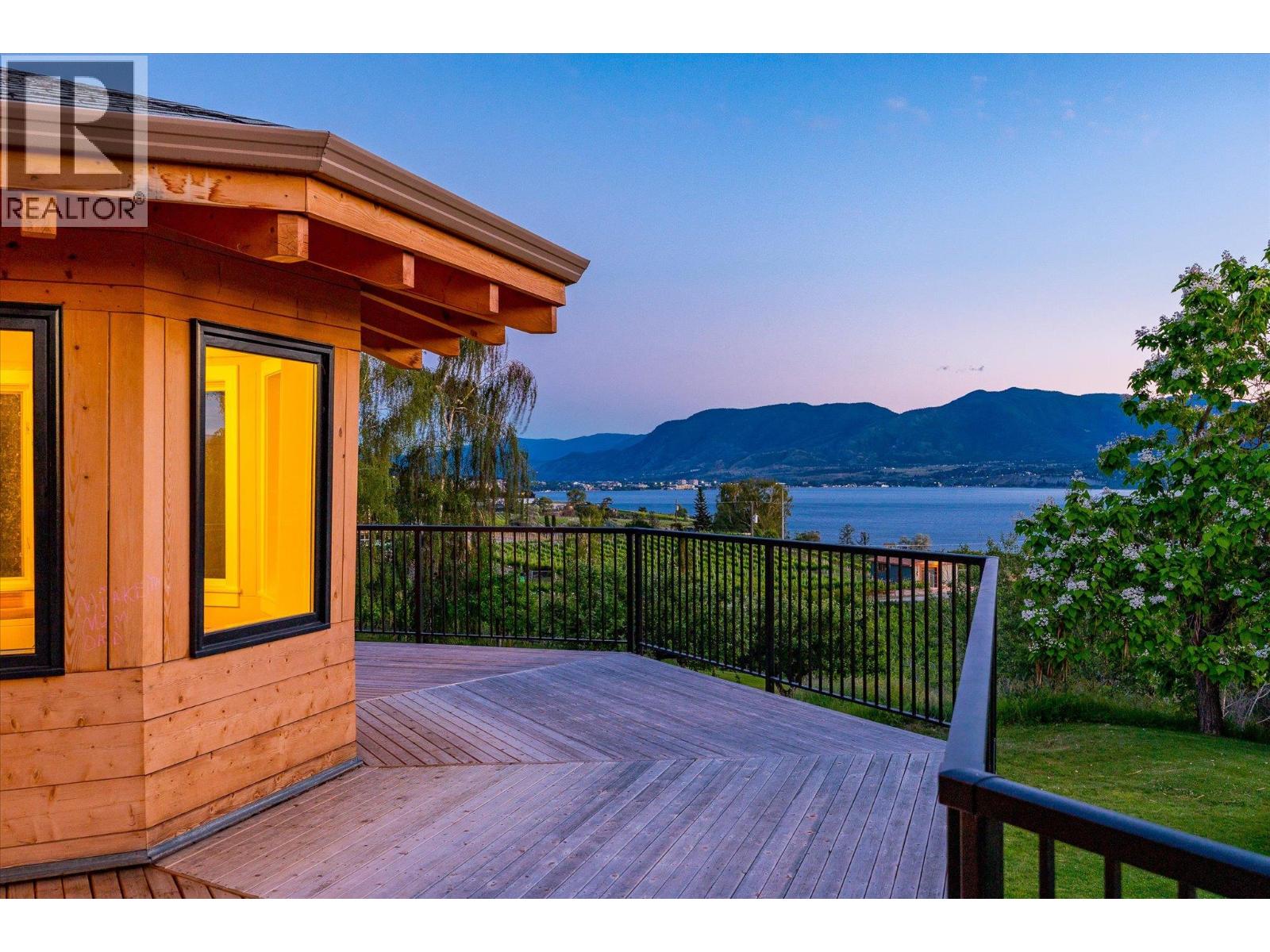 1055 Pearson Road, Penticton, British Columbia  V2A 8T9 - Photo 9 - 10390881