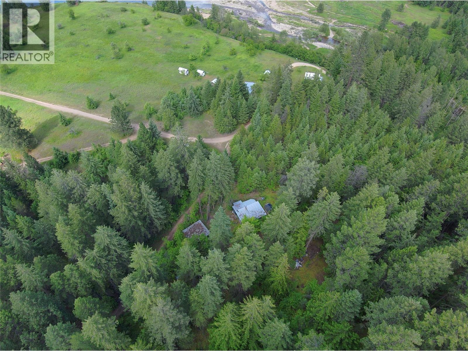 648 Lower Arrow Lake Road, Renata, British Columbia  V1N 4V8 - Photo 12 - 10391760