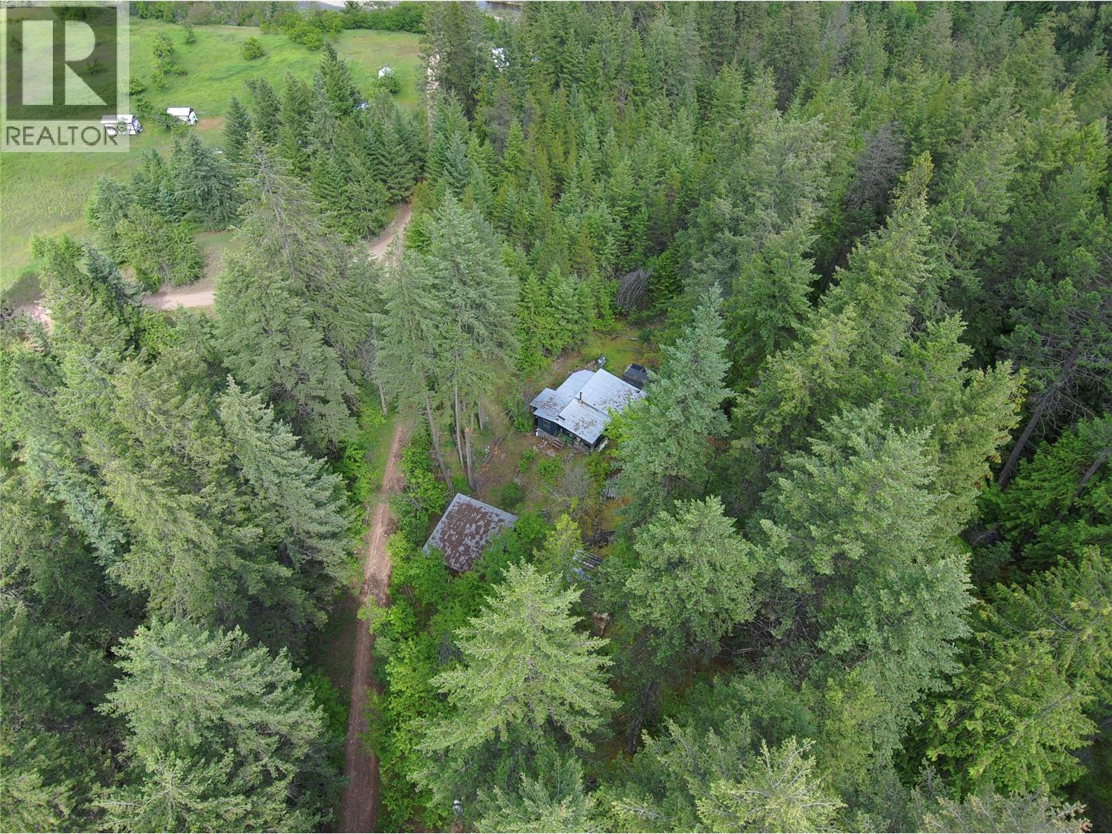 648 Lower Arrow Lake Road, Renata, British Columbia  V1N 4V8 - Photo 13 - 10391760