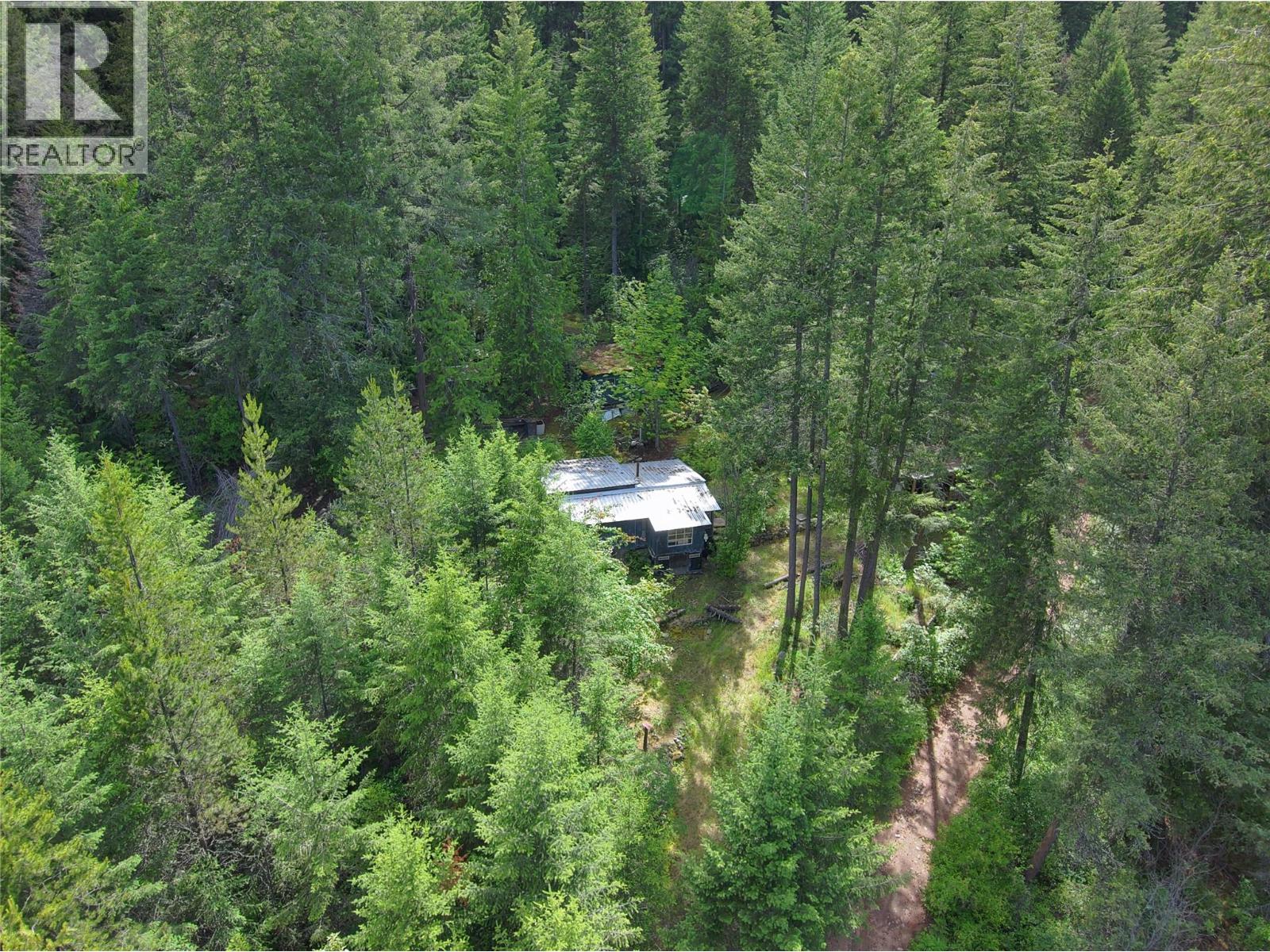 648 Lower Arrow Lake Road, Renata, British Columbia  V1N 4V8 - Photo 15 - 10391760
