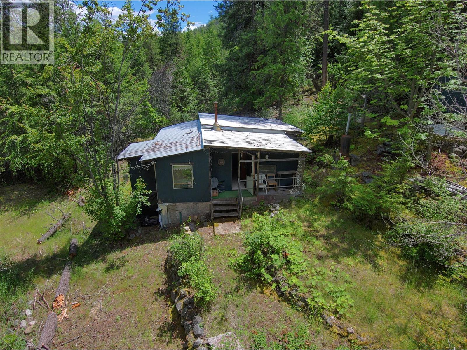 648 Lower Arrow Lake Road, Renata, British Columbia  V1N 4V8 - Photo 22 - 10391760