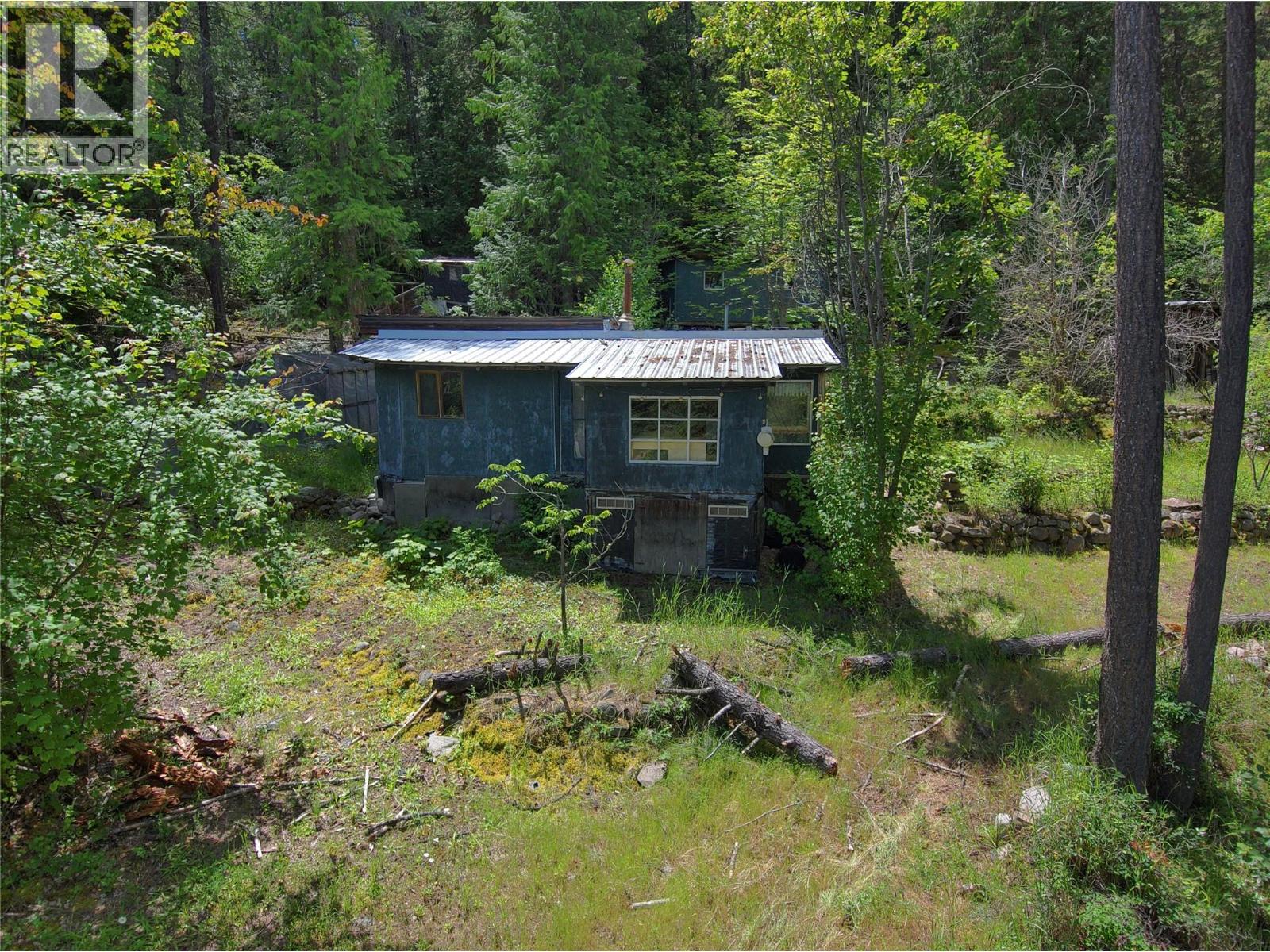 648 Lower Arrow Lake Road, Renata, British Columbia  V1N 4V8 - Photo 23 - 10391760