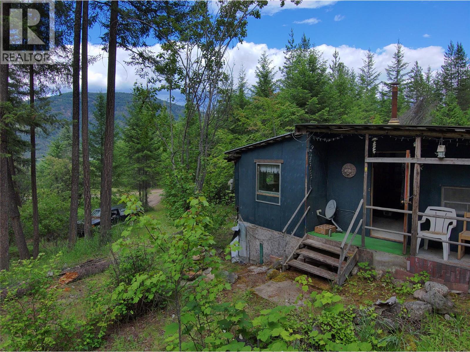 648 Lower Arrow Lake Road, Renata, British Columbia  V1N 4V8 - Photo 27 - 10391760