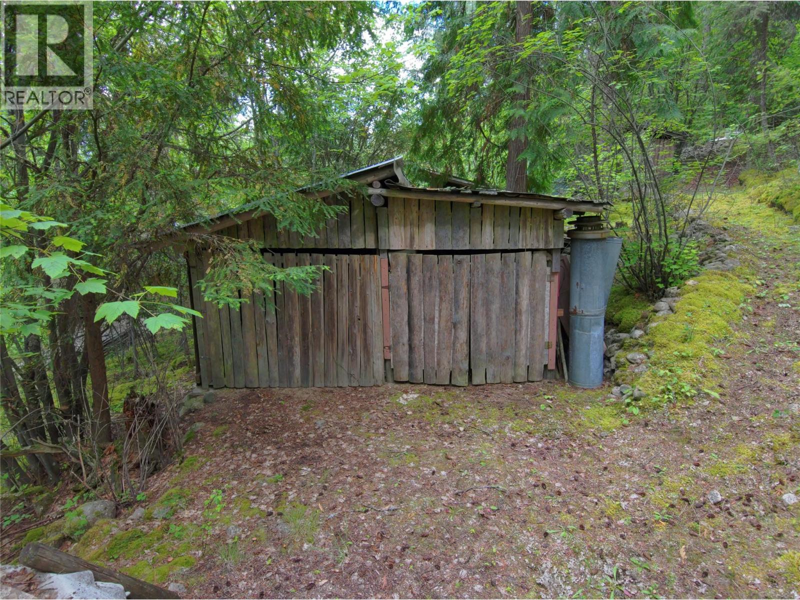 648 Lower Arrow Lake Road, Renata, British Columbia  V1N 4V8 - Photo 28 - 10391760