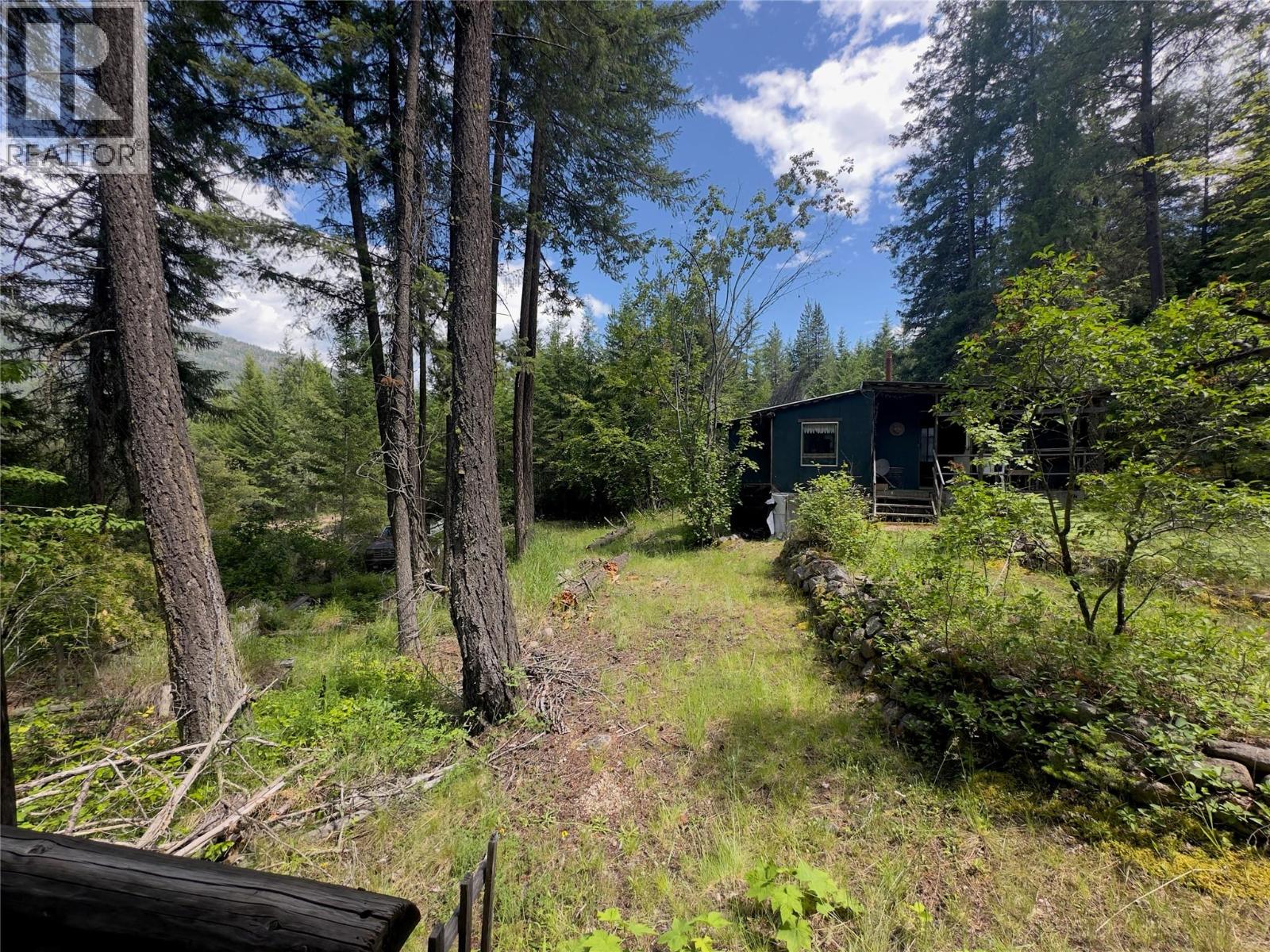 648 Lower Arrow Lake Road, Renata, British Columbia  V1N 4V8 - Photo 39 - 10391760