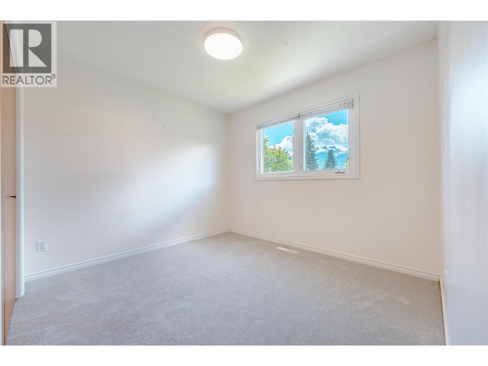 815 Fourth Street E, Revelstoke, British Columbia  V0E 2S0 - Photo 12 - 10391570