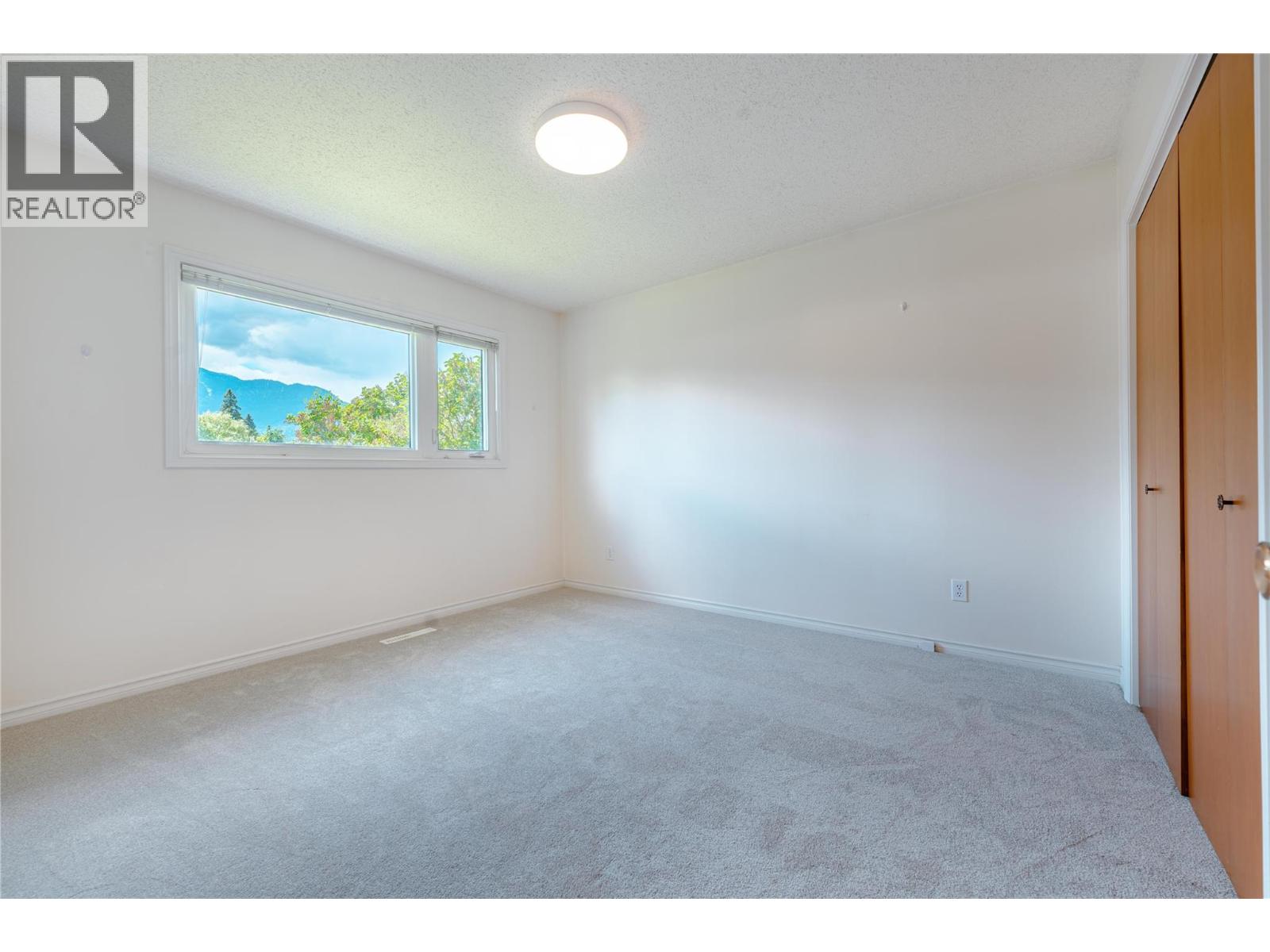 815 Fourth Street E, Revelstoke, British Columbia  V0E 2S0 - Photo 15 - 10391570