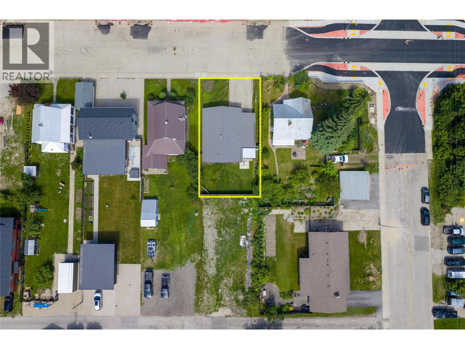 815 Fourth Street E, Revelstoke, British Columbia  V0E 2S0 - Photo 35 - 10391570