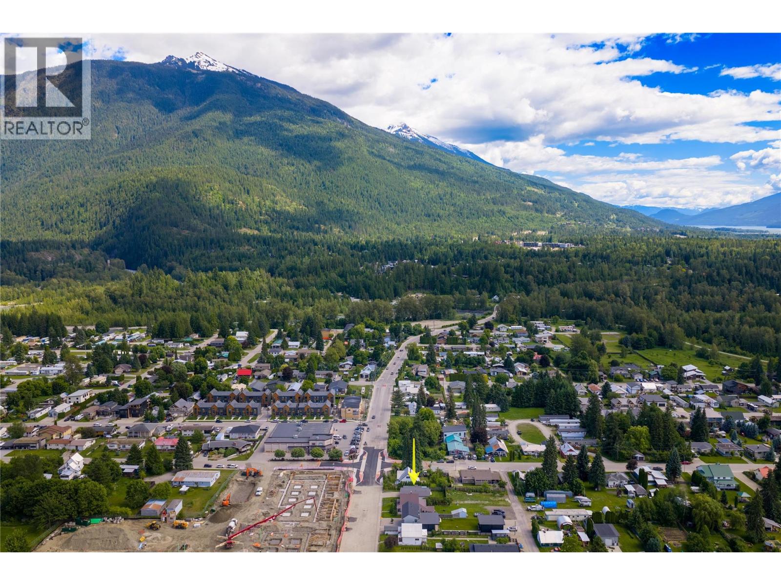 815 Fourth Street E, Revelstoke, British Columbia  V0E 2S0 - Photo 36 - 10391570