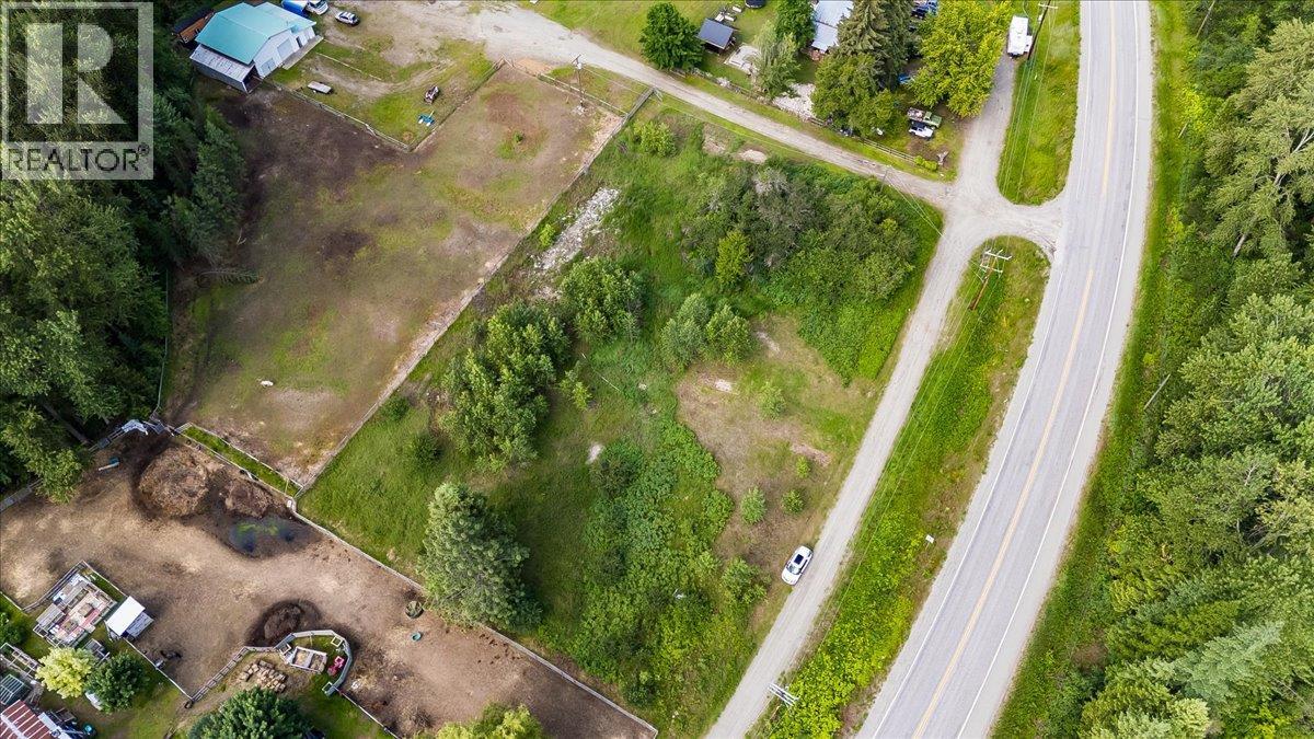 6410 3 Highway, salmo, British Columbia