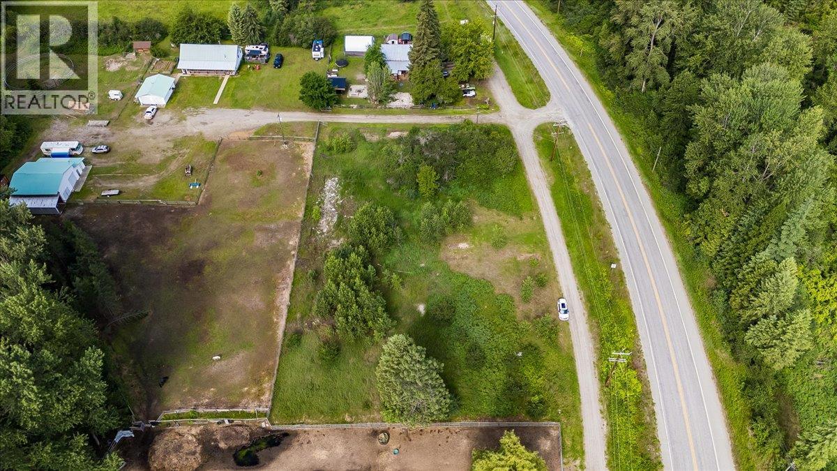 6410 3 Highway, Salmo, British Columbia  V0G 1Z0 - Photo 18 - 10391467