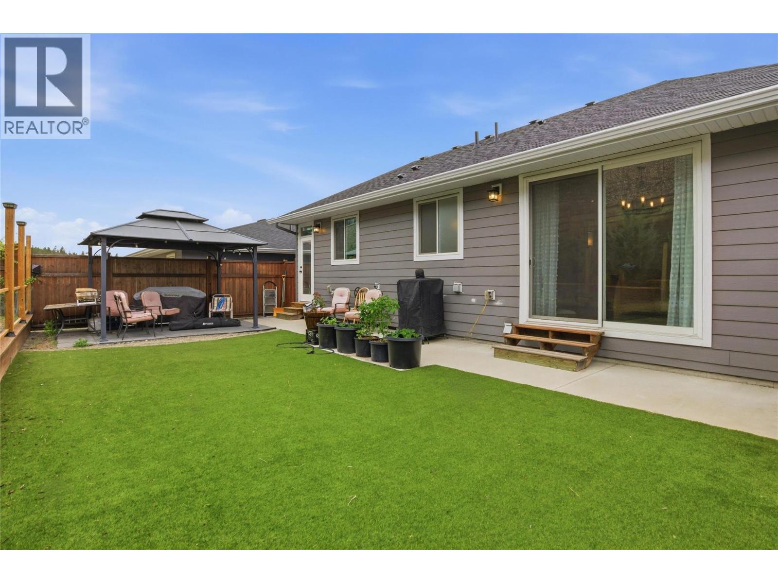 1568 Emerald Drive, Kamloops, British Columbia  V2E 0C4 - Photo 48 - 10391789