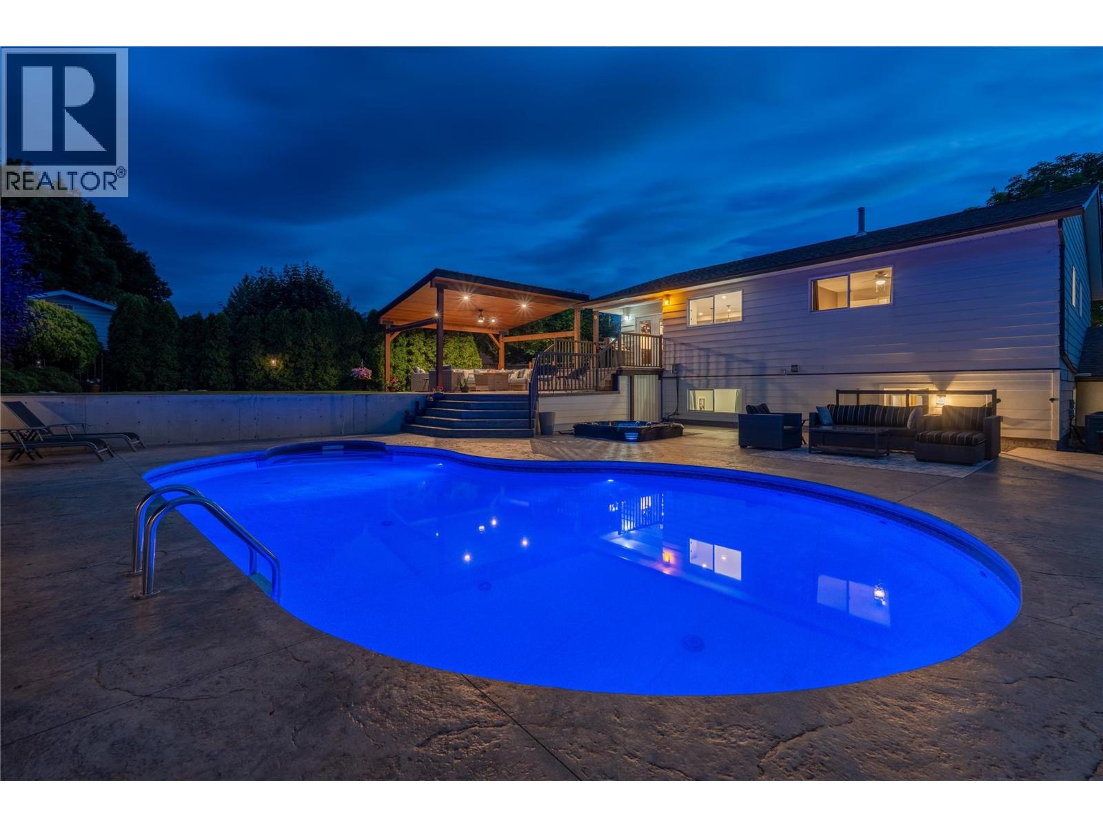 542 Truro Street, Penticton, British Columbia  V2A 6W4 - Photo 39 - 10390077