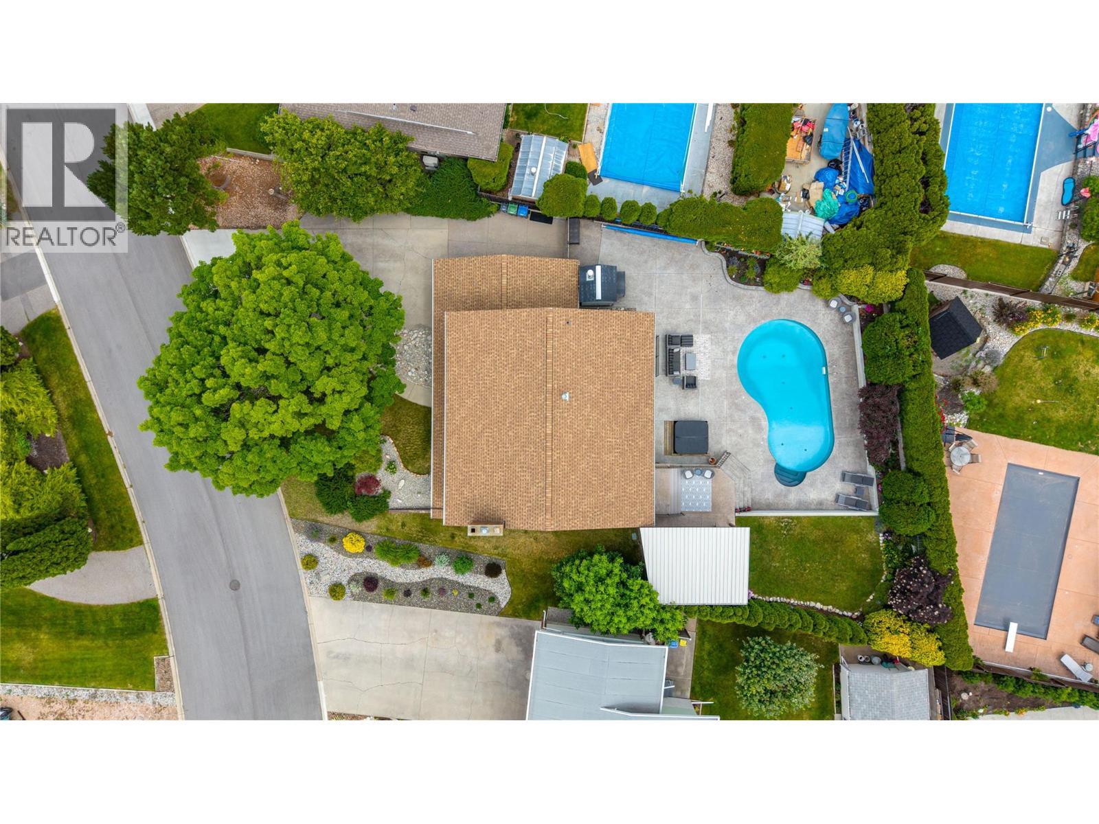 542 Truro Street, Penticton, British Columbia  V2A 6W4 - Photo 4 - 10390077