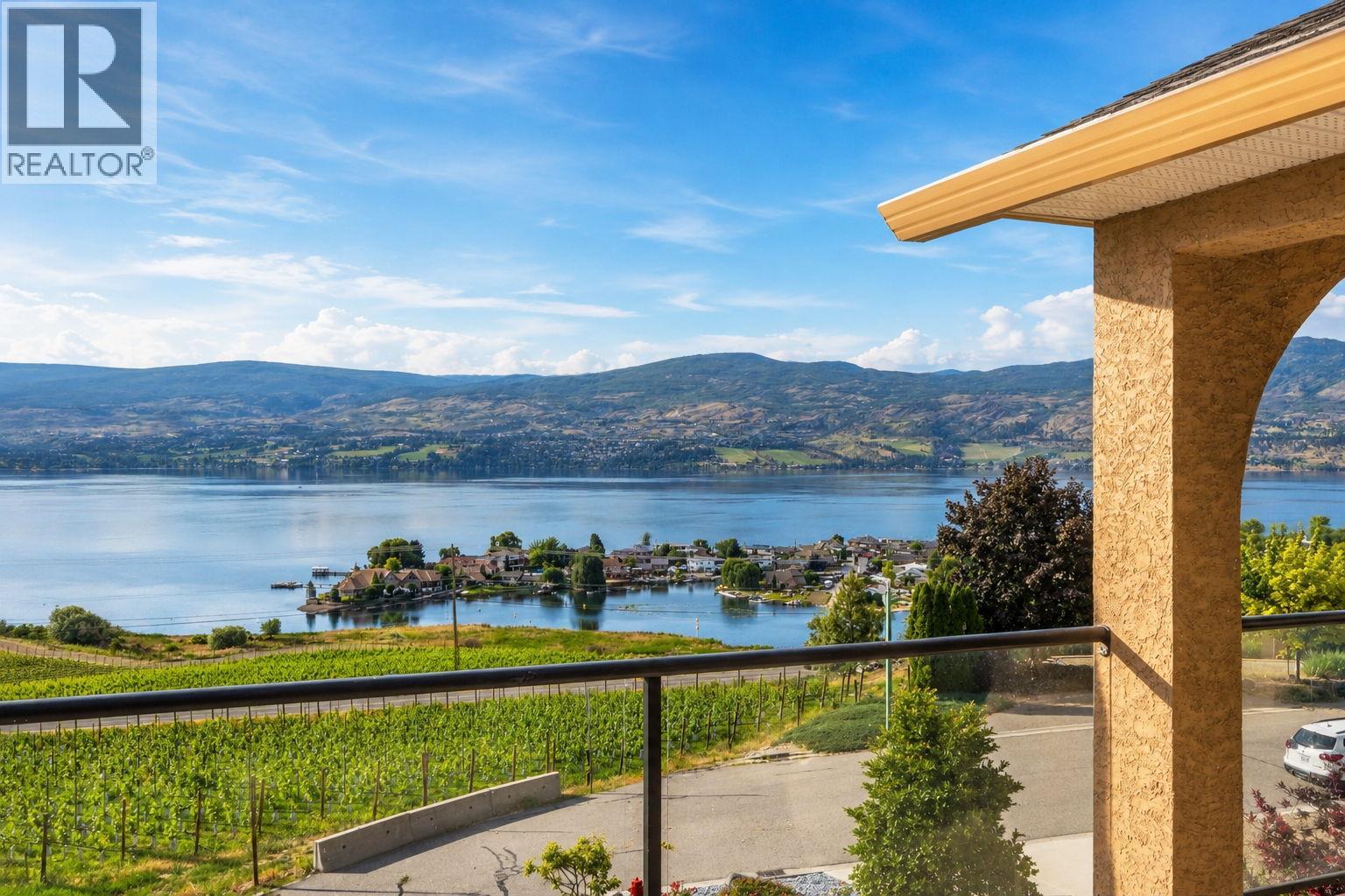 1430 Rome Place, West Kelowna, British Columbia  V4T 1Y5 - Photo 2 - 10390708