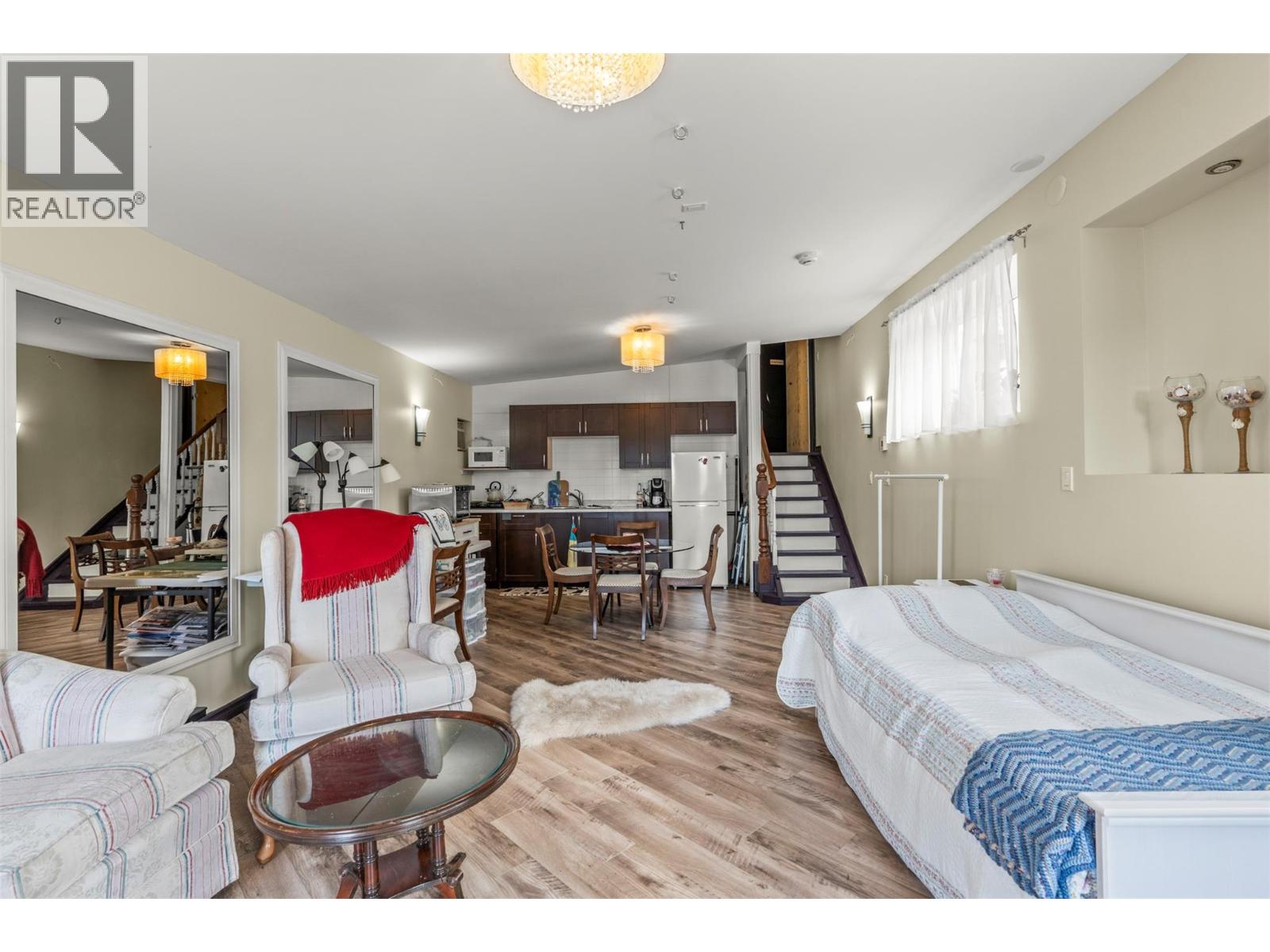 4105 Pleasant Valley Road, Vernon, British Columbia  V1T 4M1 - Photo 12 - 10391440