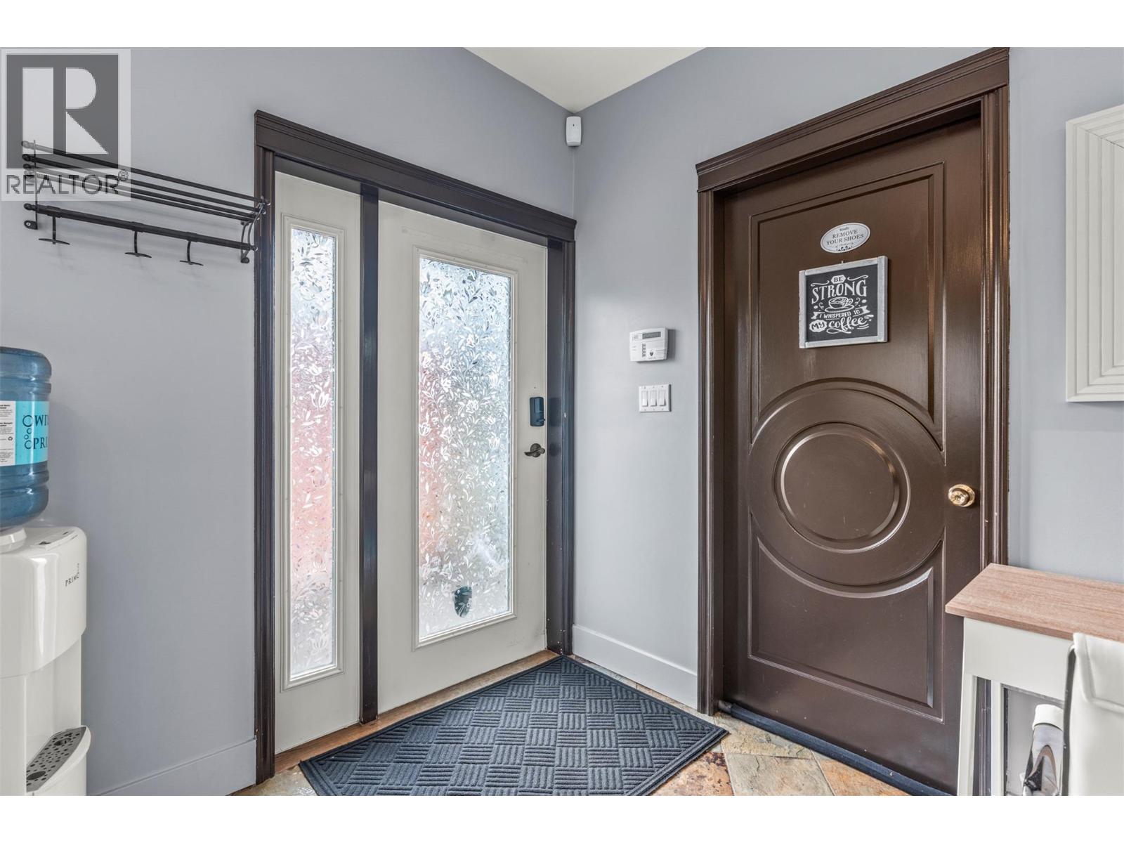 4105 Pleasant Valley Road, Vernon, British Columbia  V1T 4M1 - Photo 17 - 10391440
