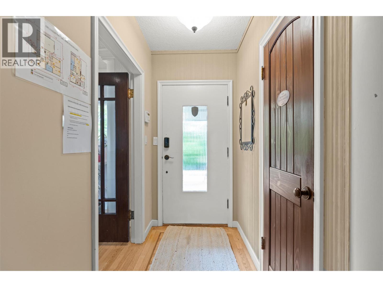 4105 Pleasant Valley Road, Vernon, British Columbia  V1T 4M1 - Photo 28 - 10391440