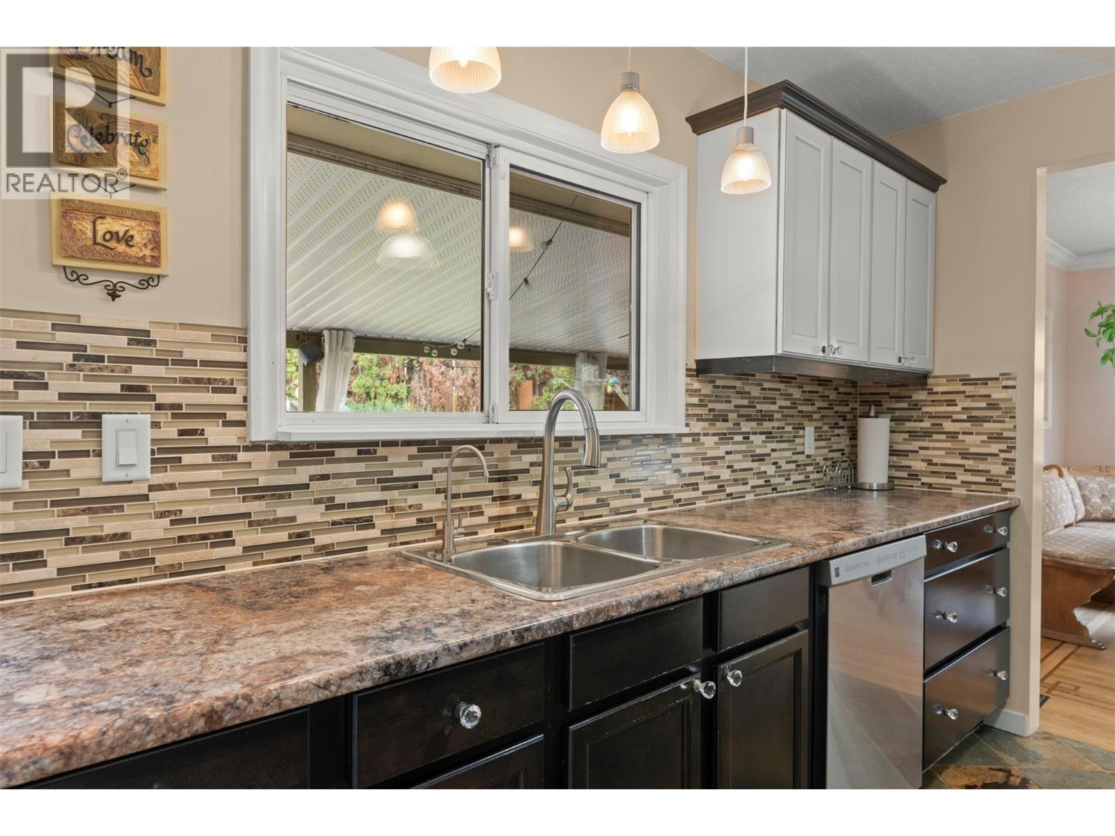 4105 Pleasant Valley Road, Vernon, British Columbia  V1T 4M1 - Photo 32 - 10391440